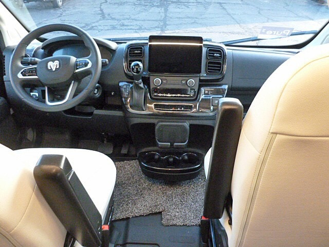 2024 Travato/59KL/2024 image-11