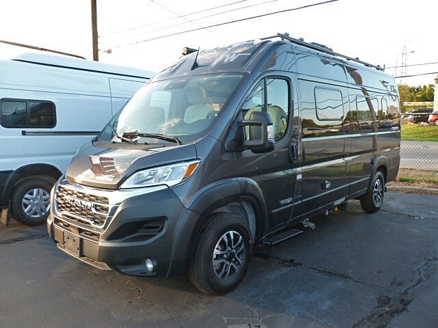 2024 Travato/59KL/2024 image-1