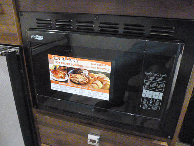 2025 Travato/59K/2025 image-28