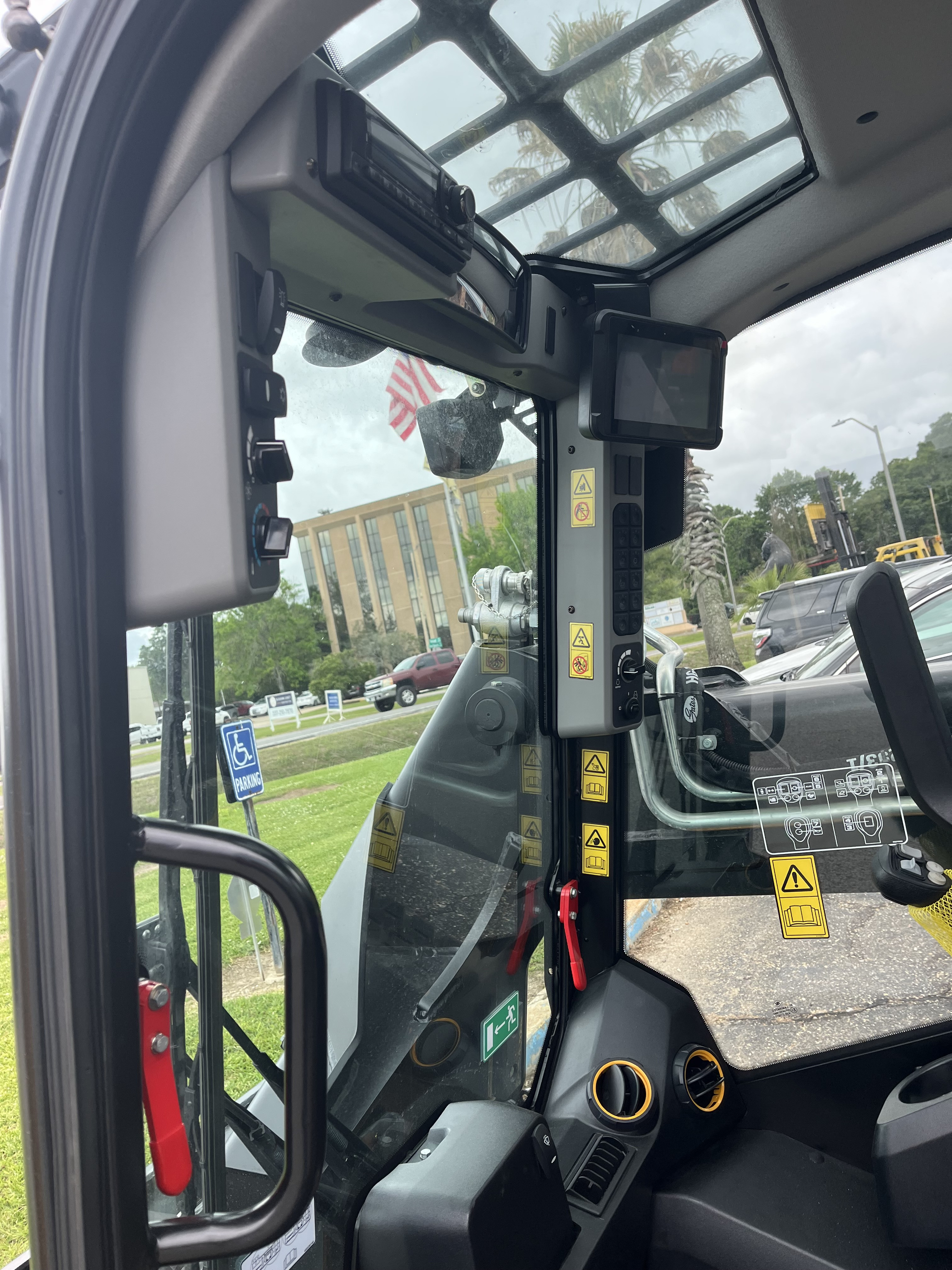 0 JCB 270T