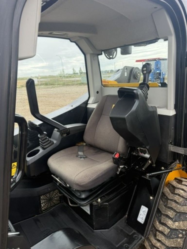 2017 JCB 260