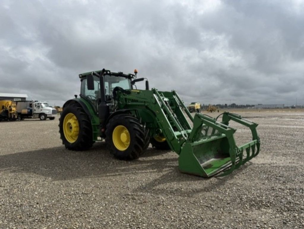 2019 John Deere 6155R