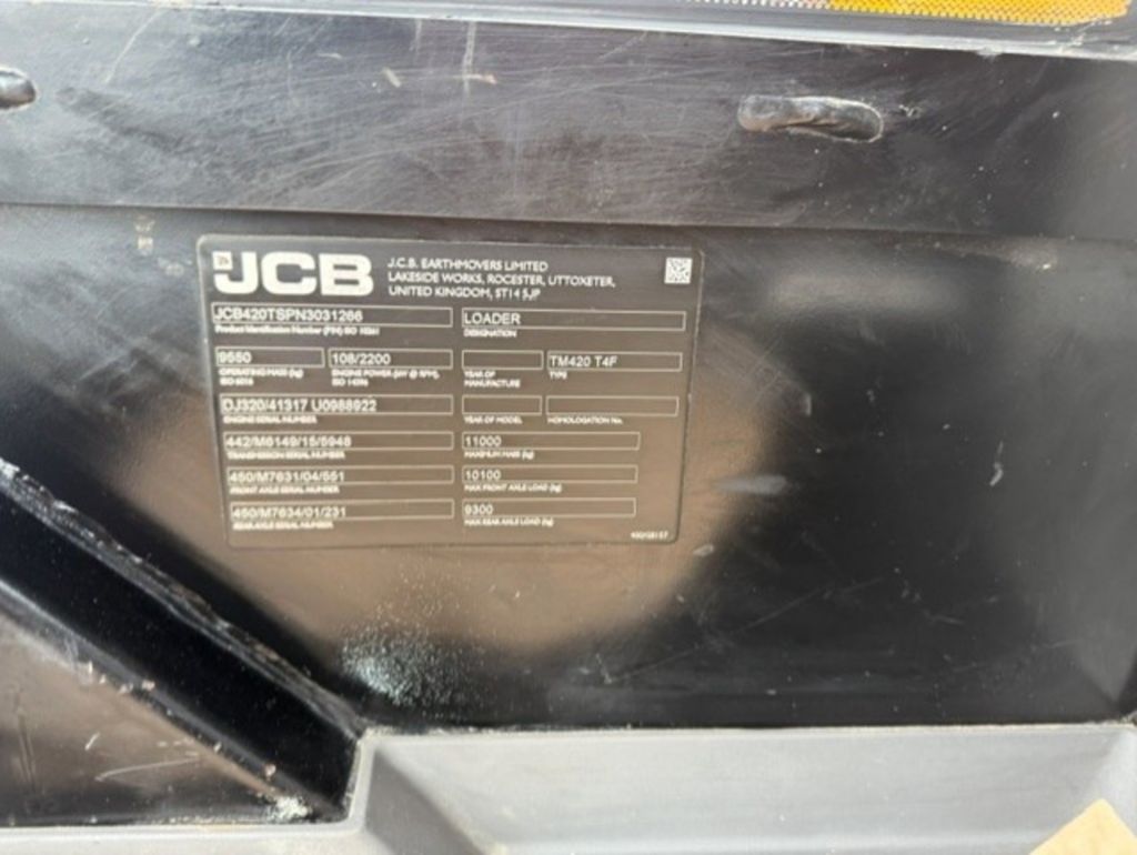 2022 JCB TM420