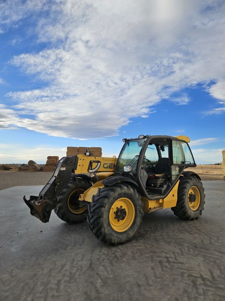 Photo of a 2009 Gehl CT7-23T
