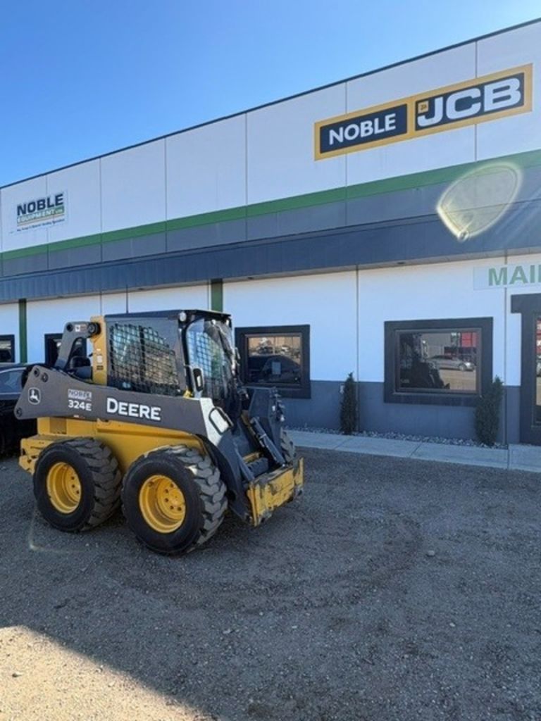 Photo of a 2016 John Deere 324E