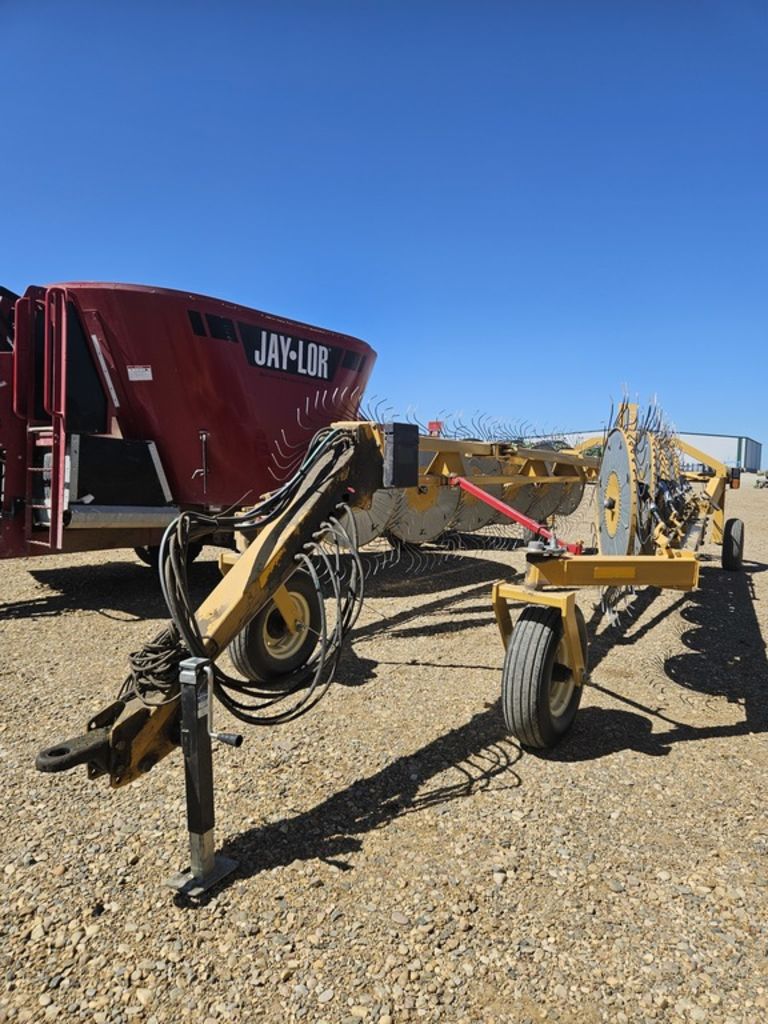 Photo of a 2017 Bale King VR581