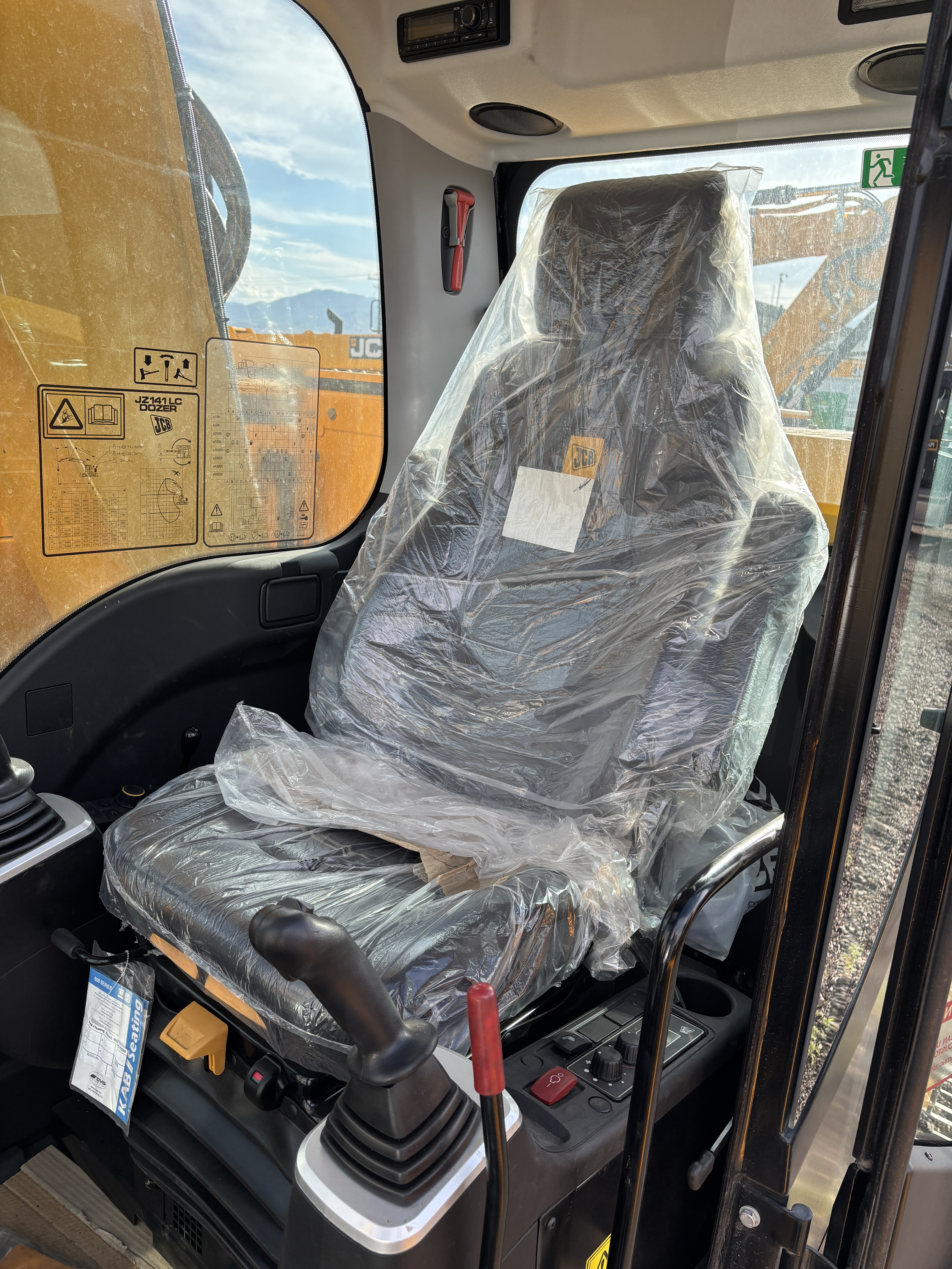 2026 JCB JZ141