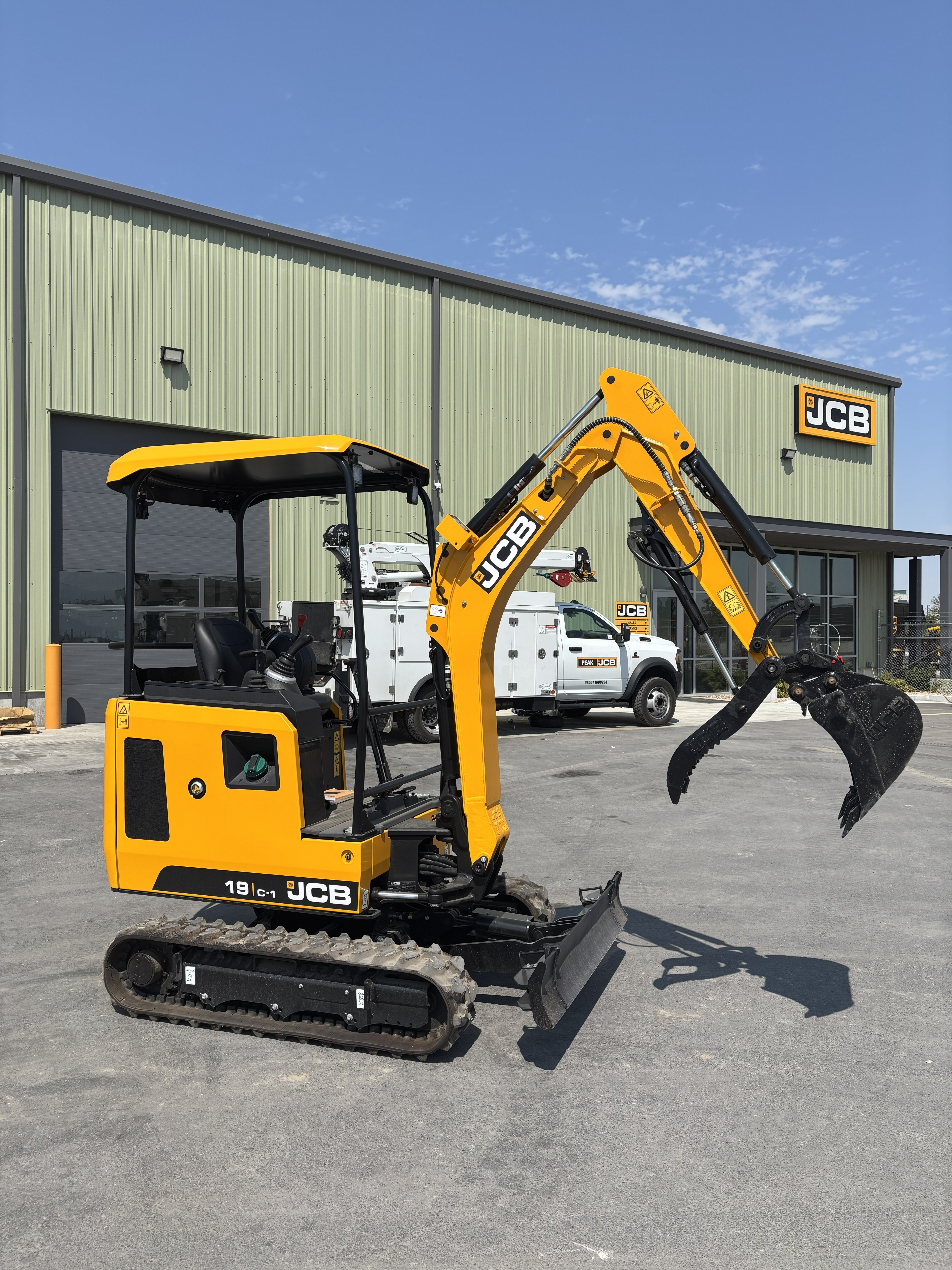Photo of 2026 JCB 19C-1 Excavator