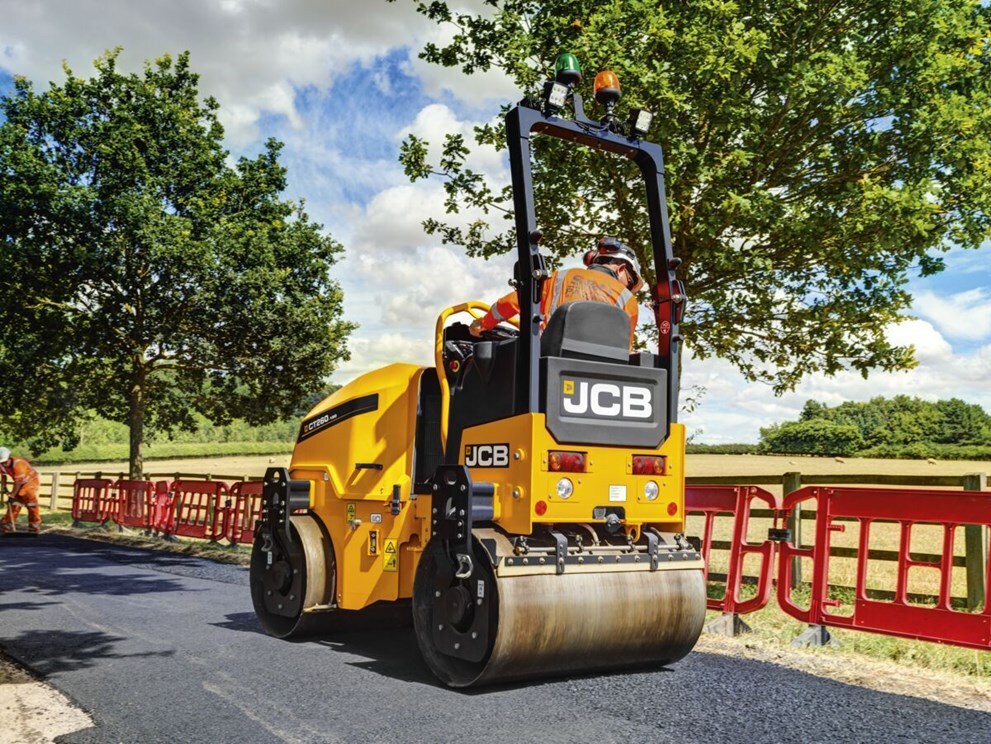 2025 JCB CT260-120