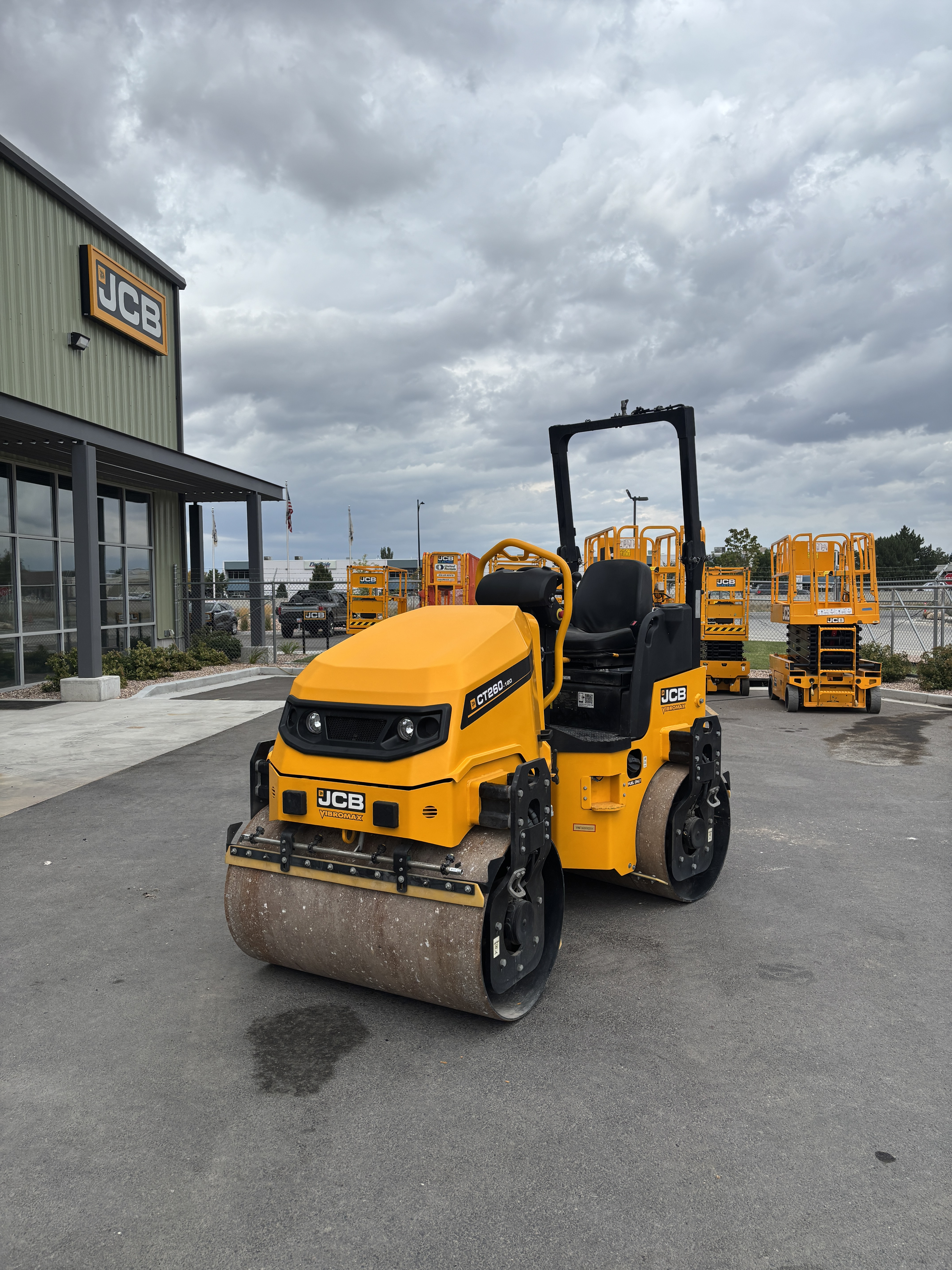 2025 JCB CT260-120