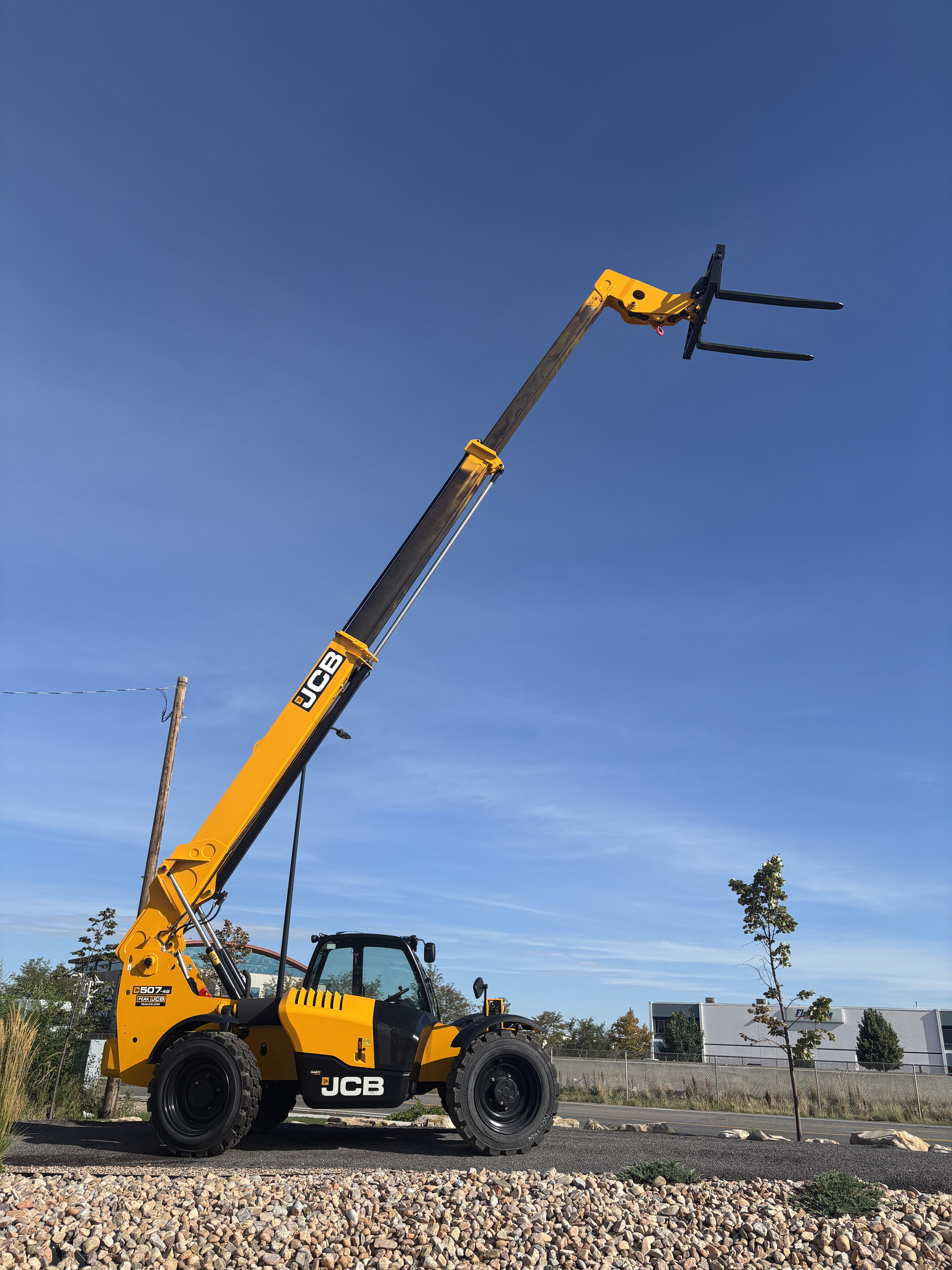 2026 JCB 507-42