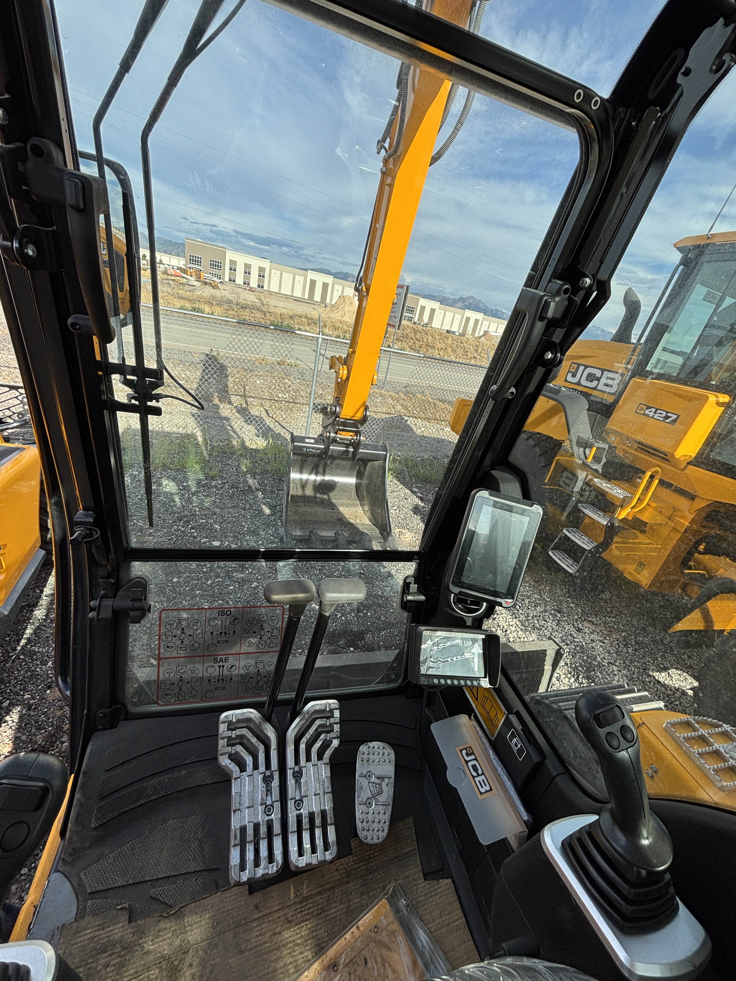 2026 JCB JZ141