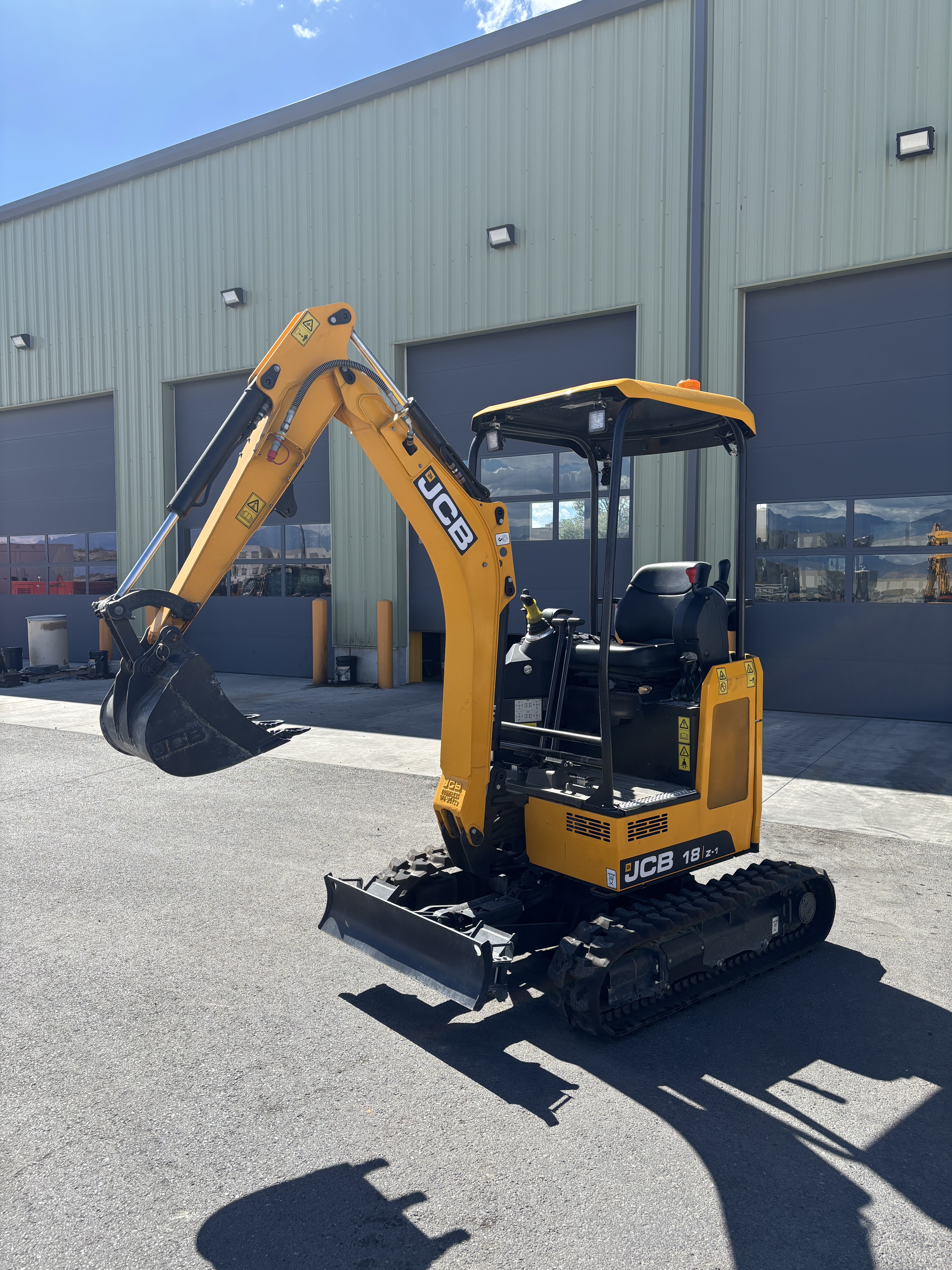 2026 JCB 18Z-1