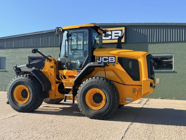 Photo of a 2025 JCB 437
