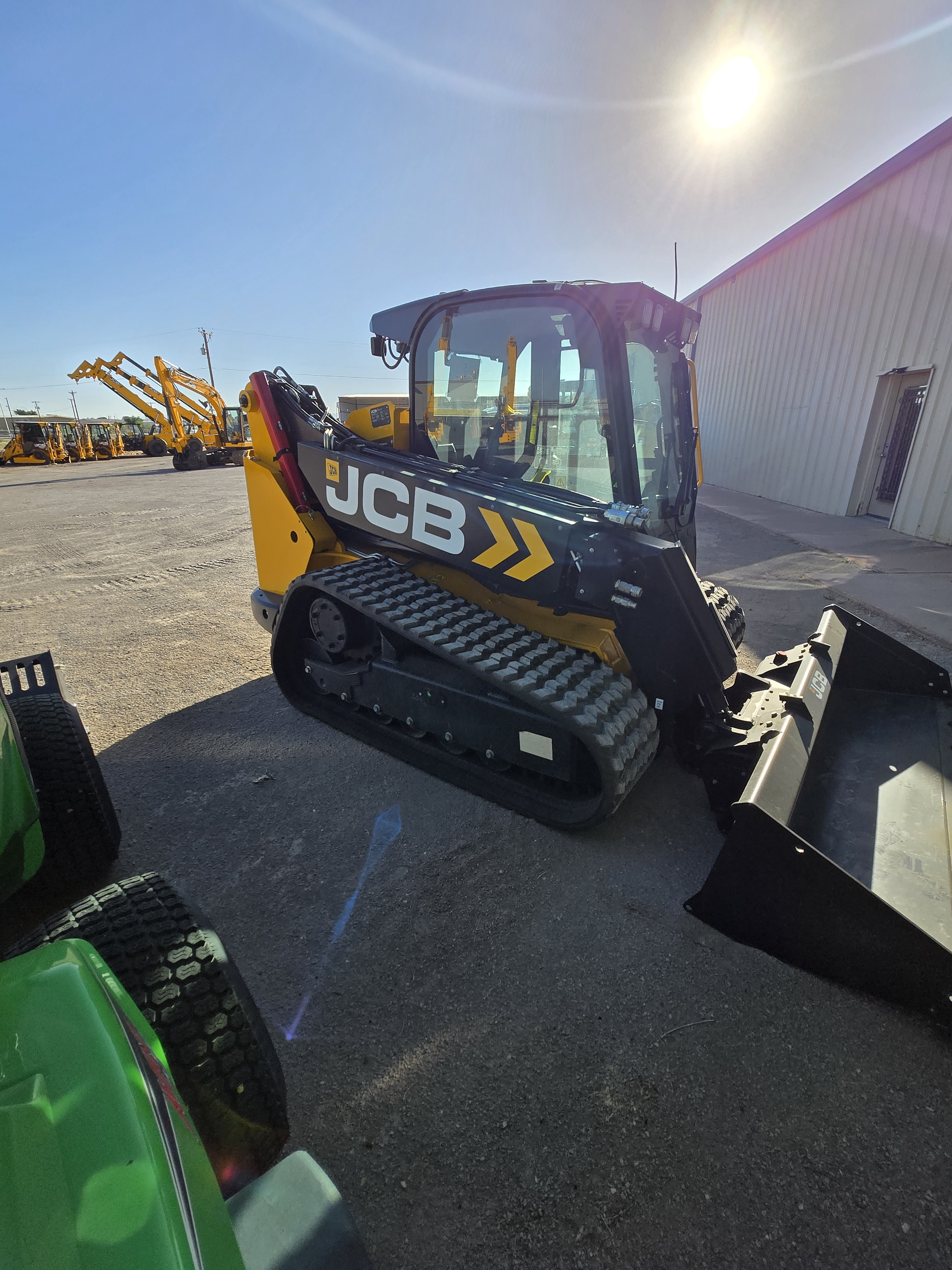 Photo of a 2026 JCB 3TS-8T