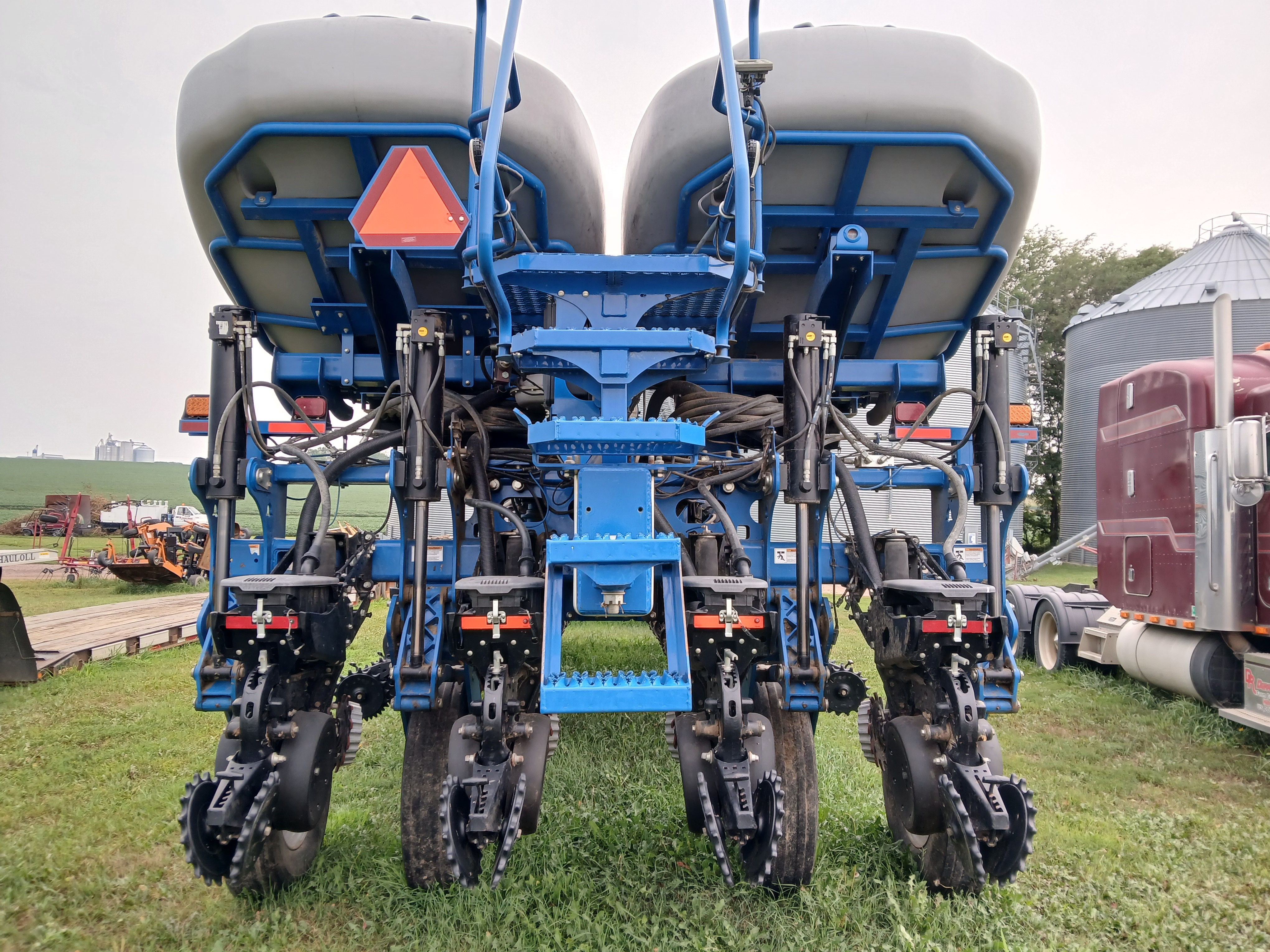 2014 Kinze 4900