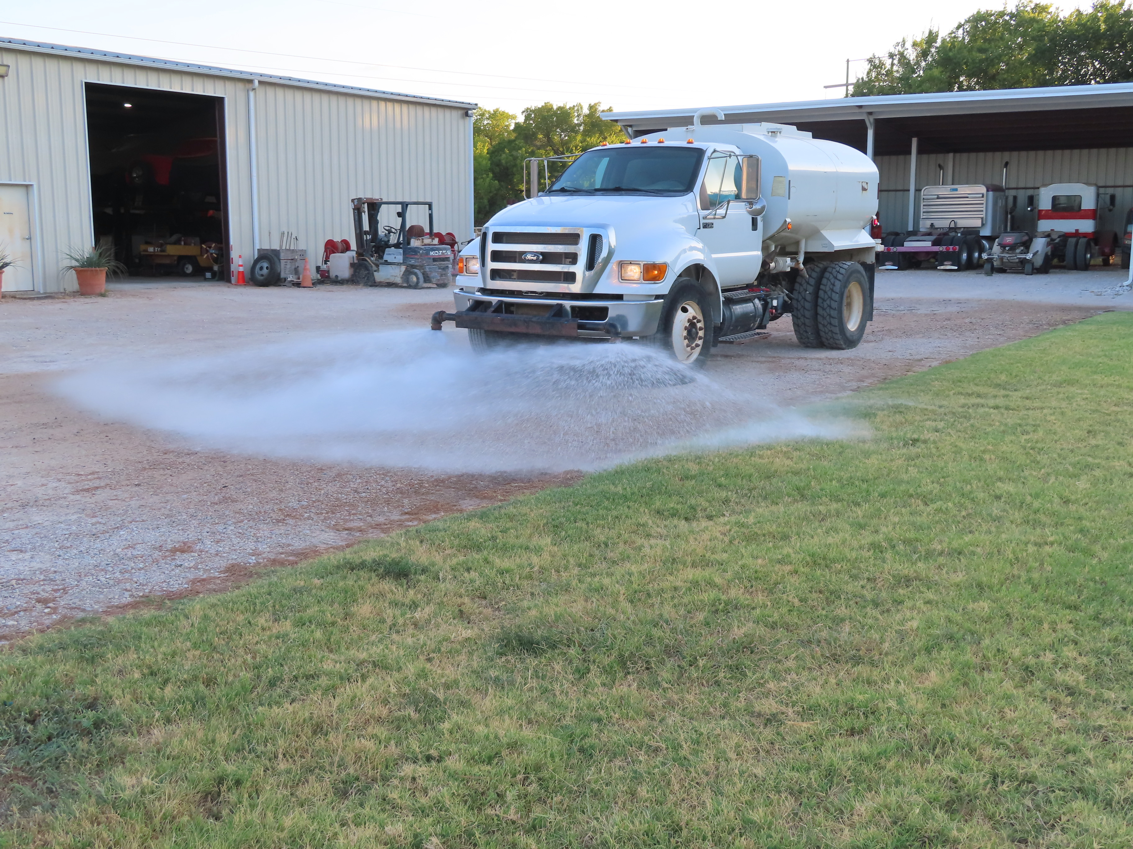 2013 Ford F750 Water Truck - TRK