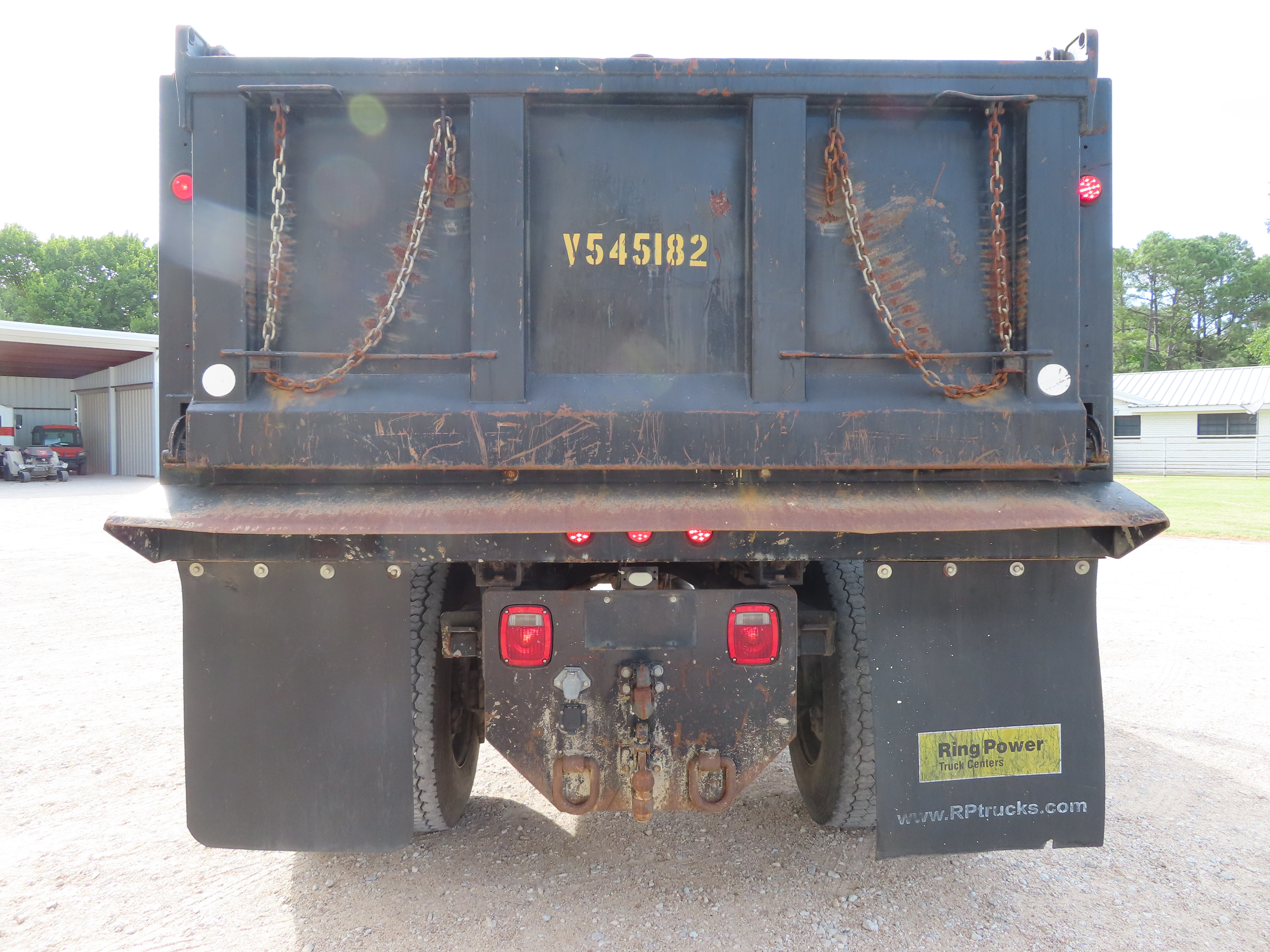 2015 Ford F750 DUMP TRUCK - TRK