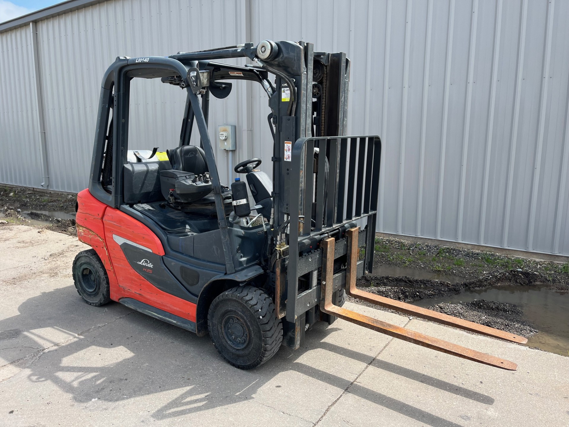 Photo of a 2021 Linde H25T