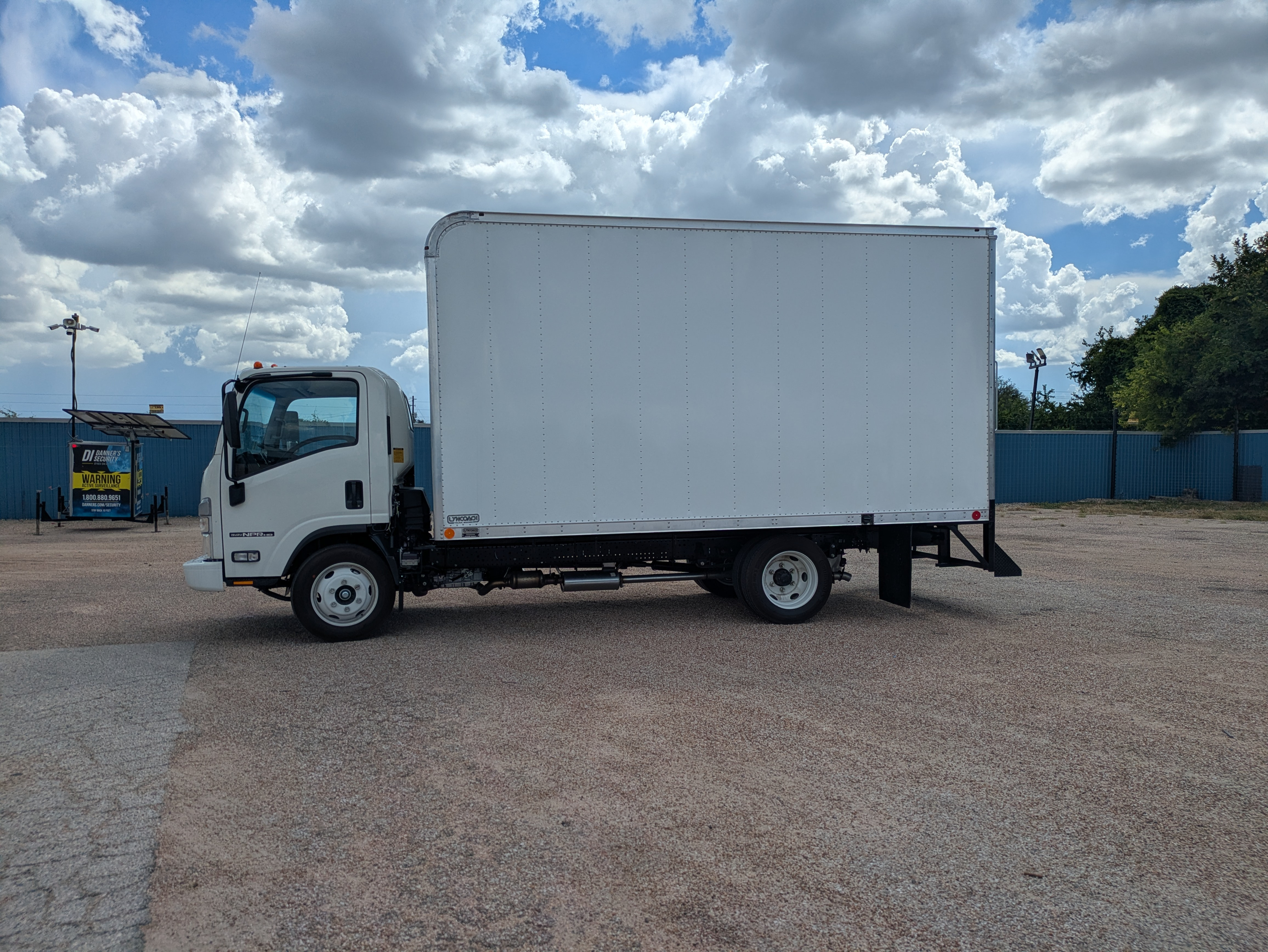 2026 Isuzu NPR-HD