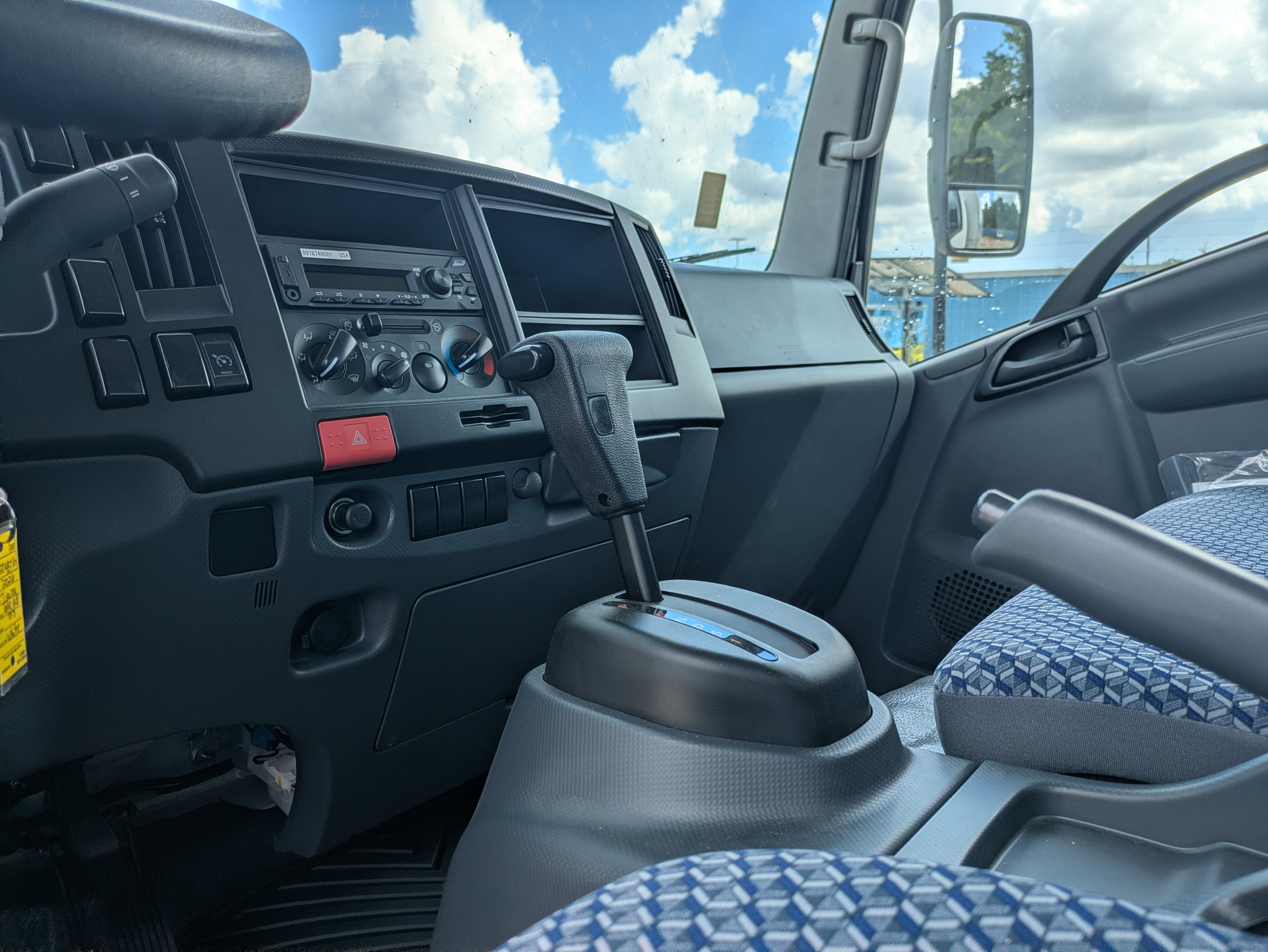 2026 Isuzu NPR-HD