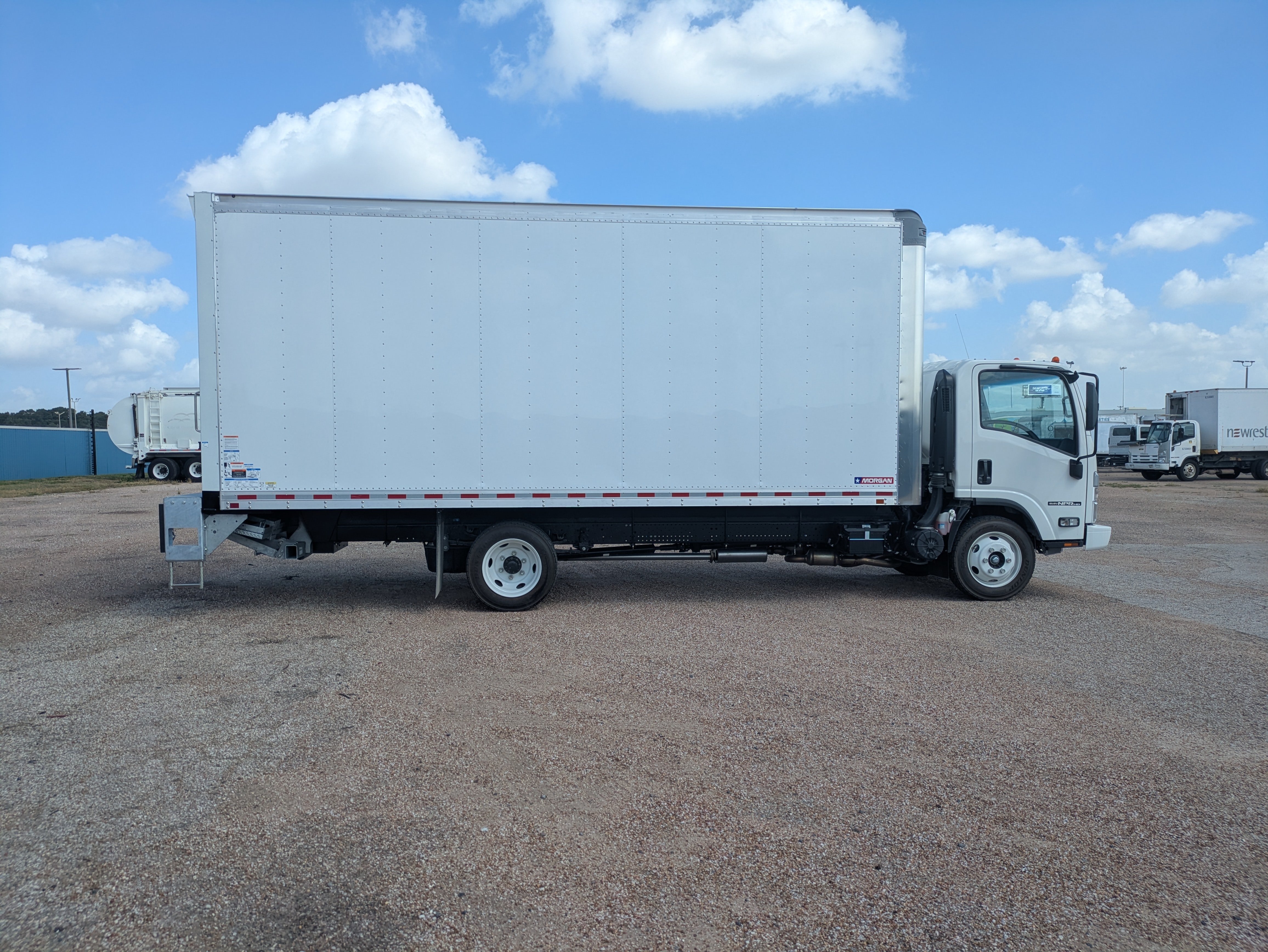 2026 Isuzu NPR-HD