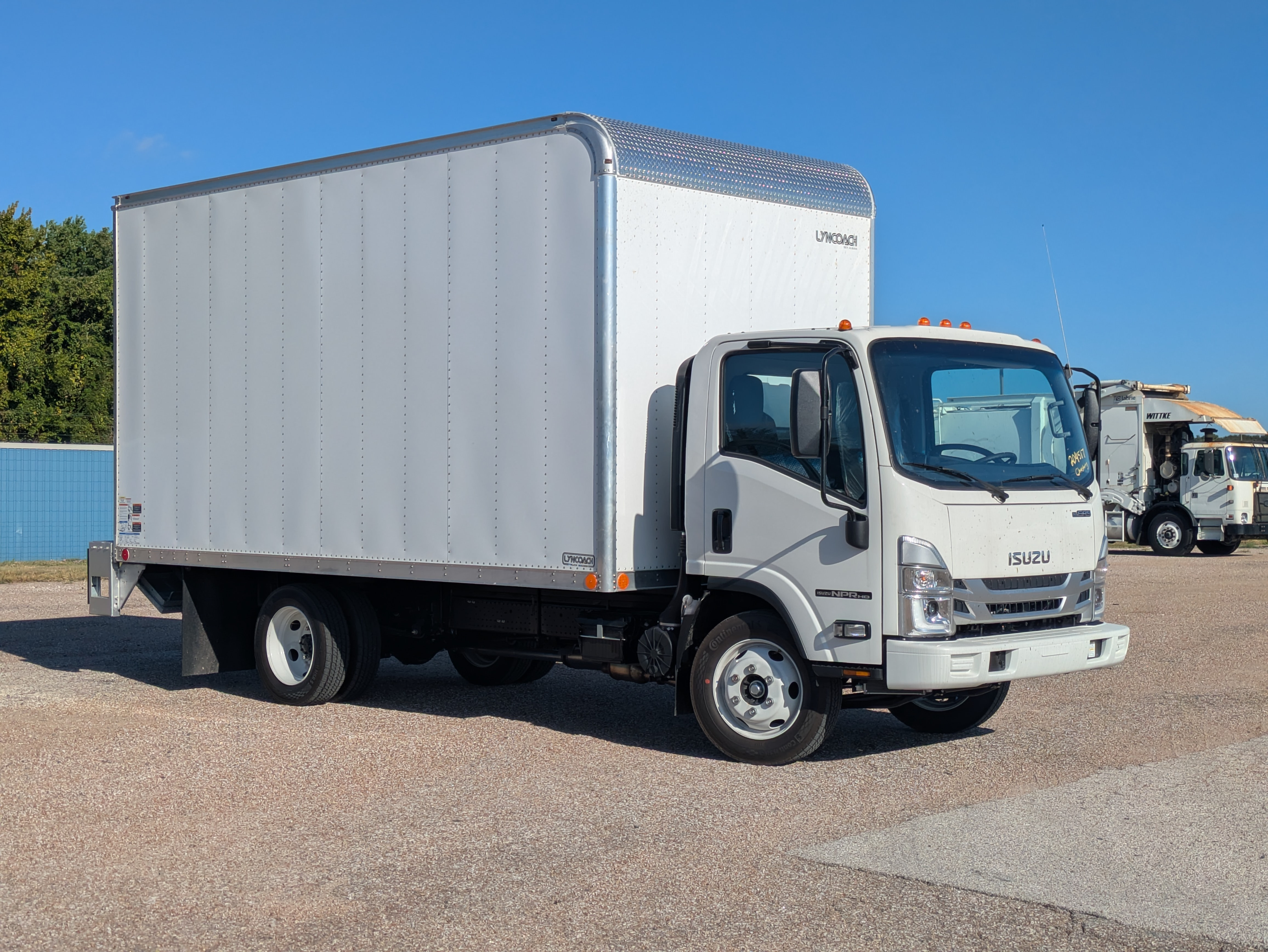 2026 Isuzu NPR-HD