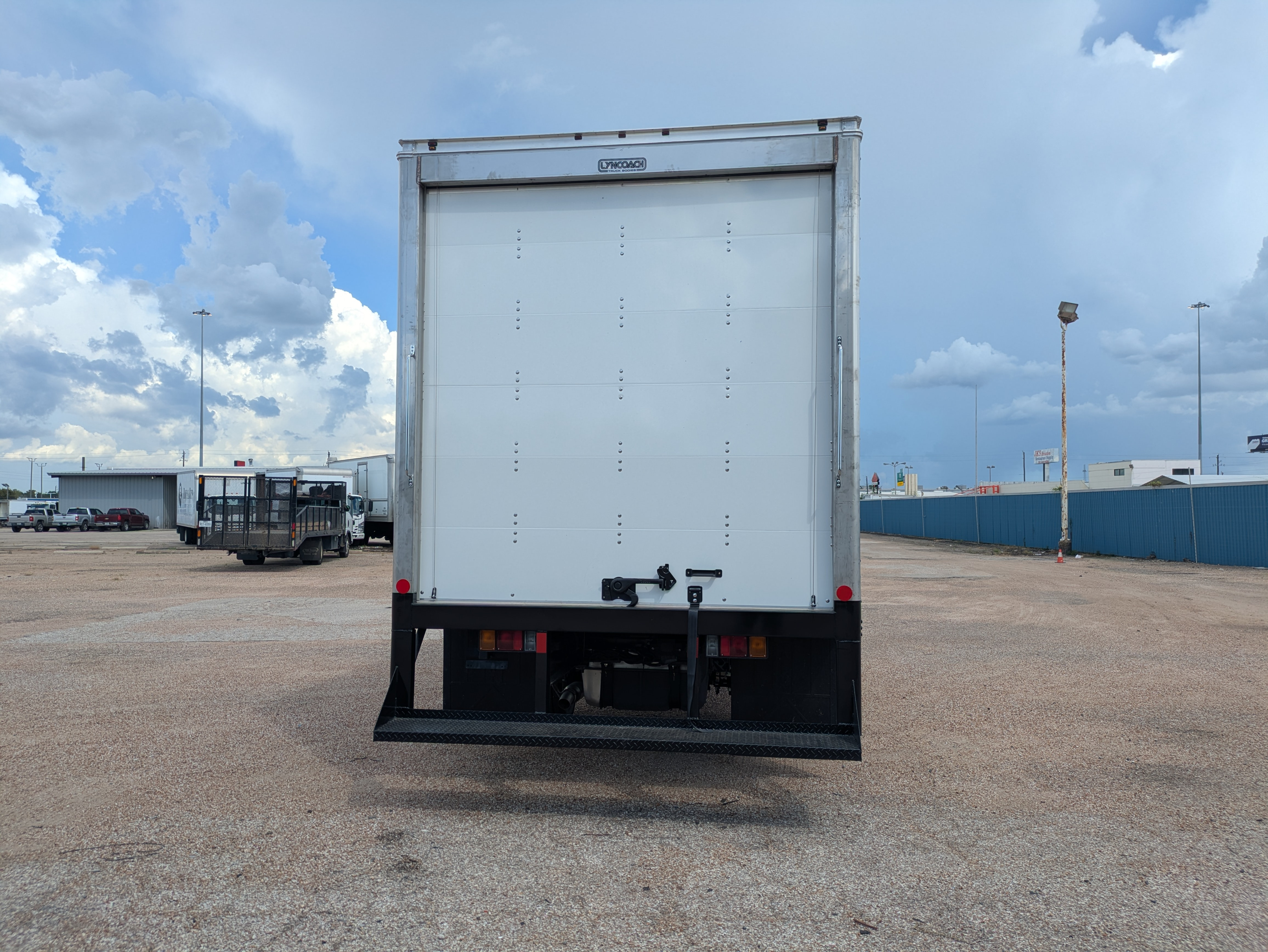 2026 Isuzu NPR-HD