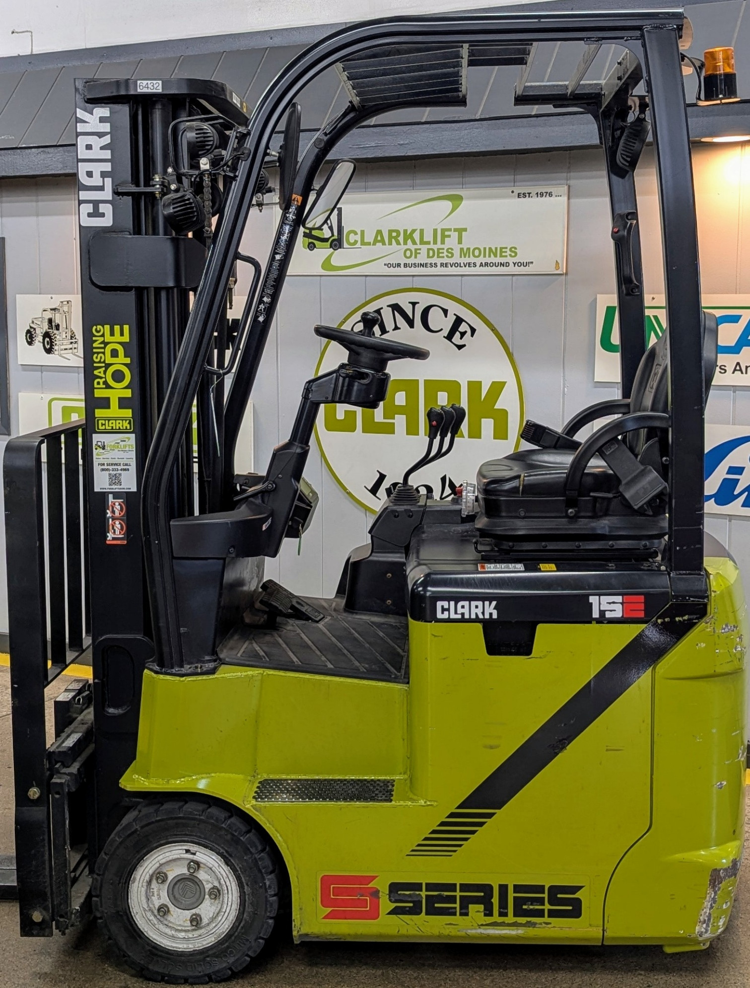 Photo of a 2024 Clark SE15T (ESWB-T*)