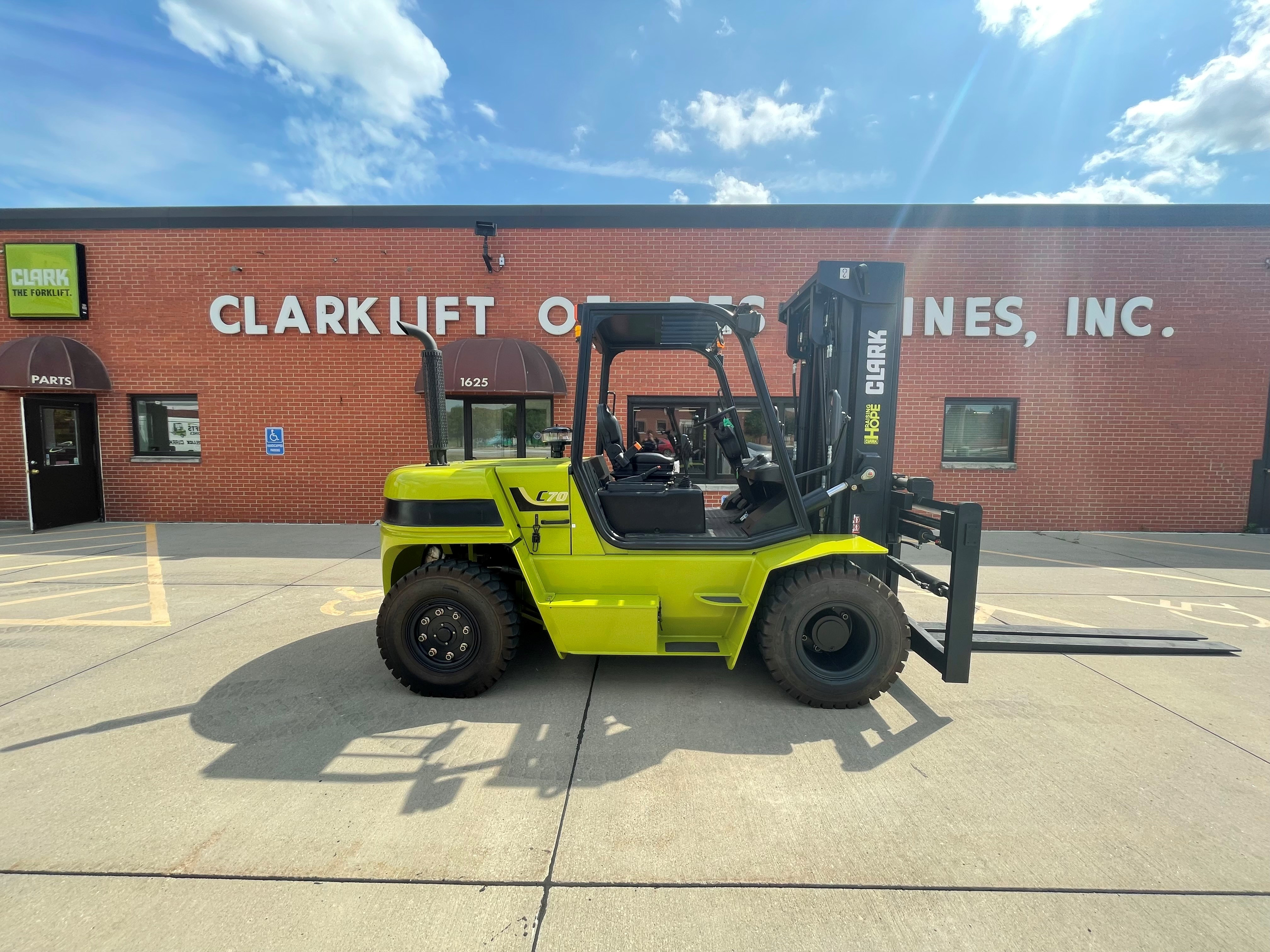 Photo of a 2025 Clark C70L