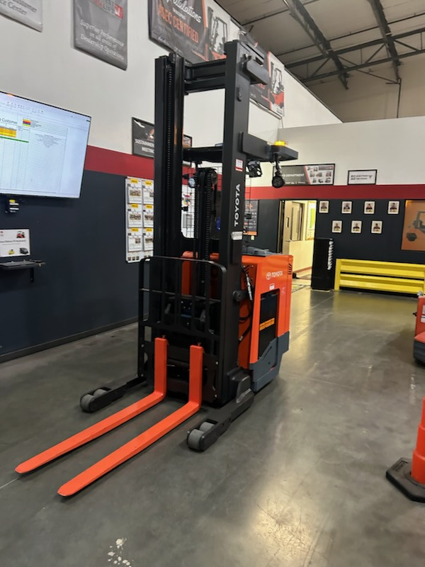 2018 Toyota 9BRU23