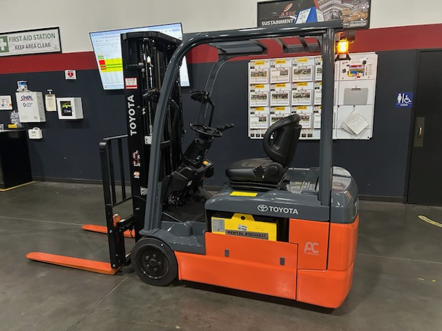 Photo of a 2022 Toyota Material Handling 8FBE20U