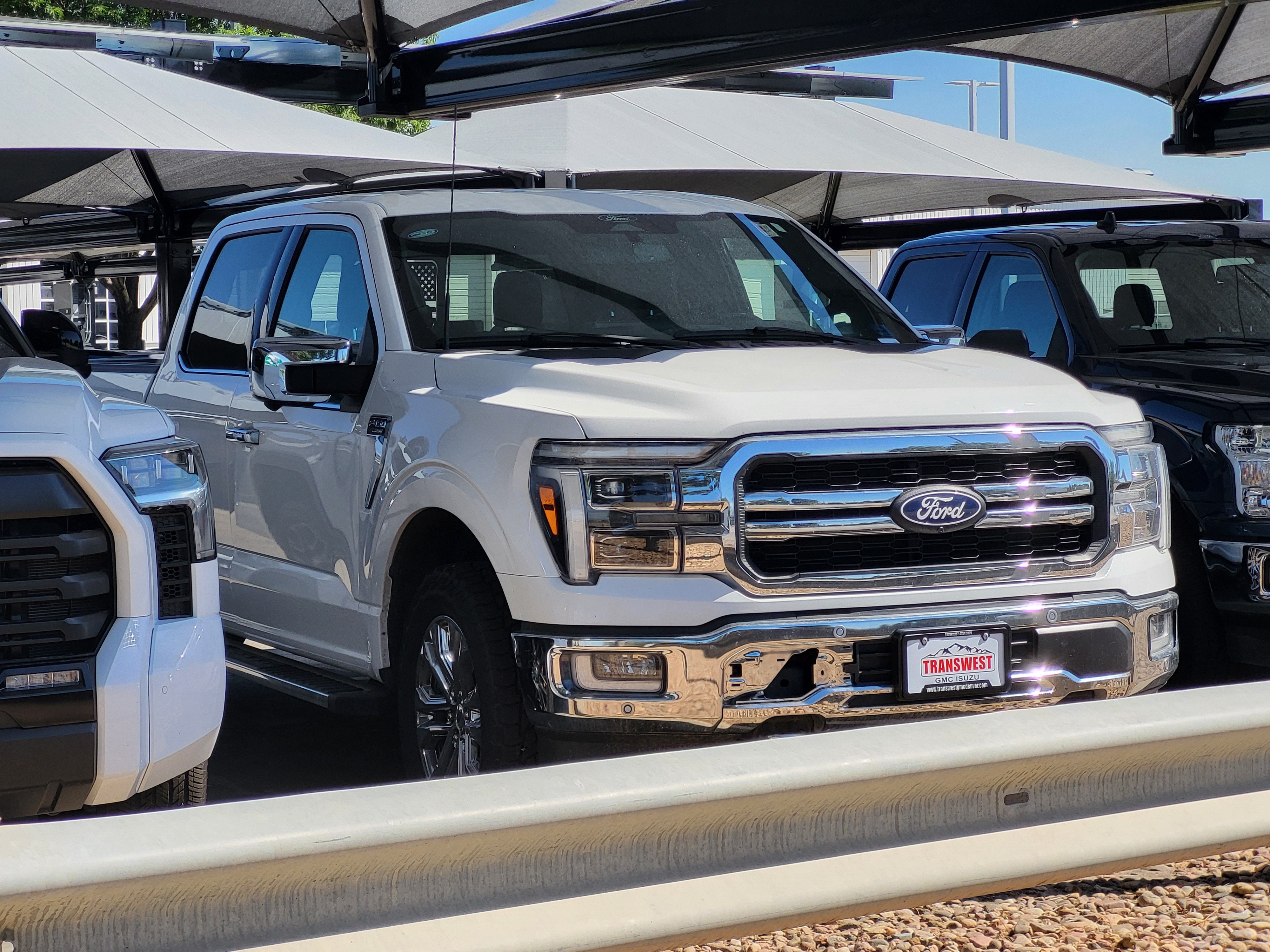 2022 Ford F-550 Super Duty Chassis Cab XLT - Photo 28