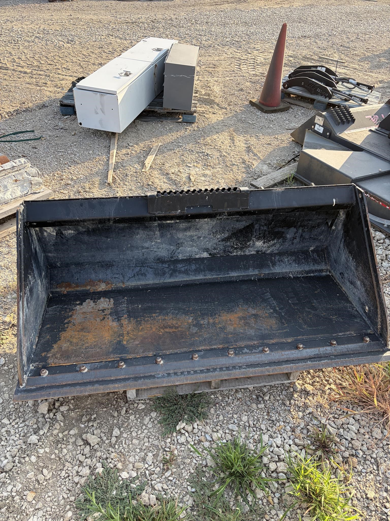 0 ASV ASV50 - 60 INCH SKID STEER BUCKET