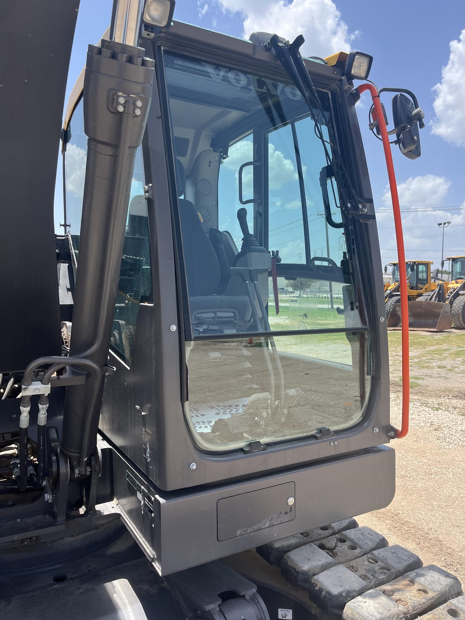 2023 Volvo ECR145EL