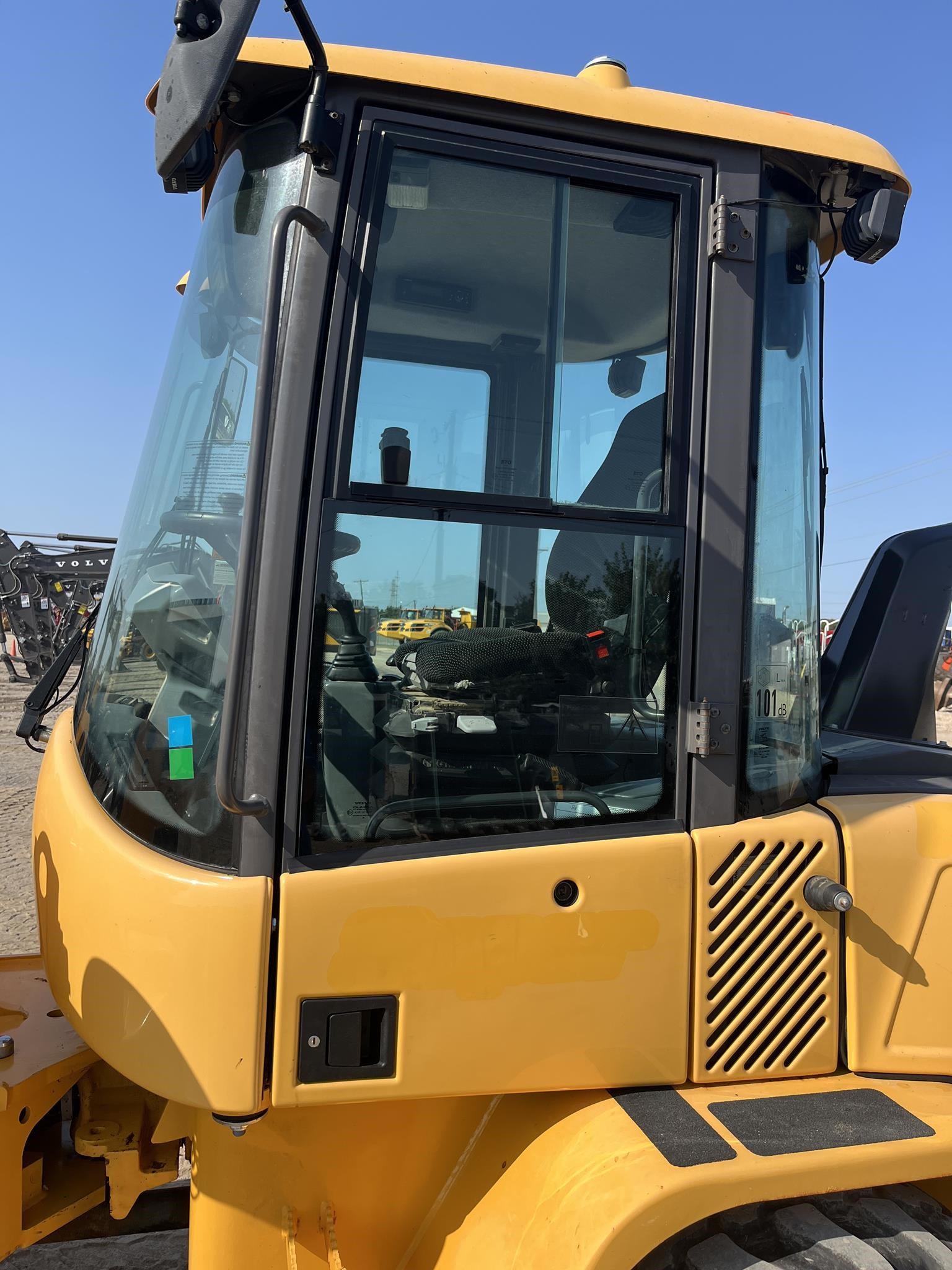 2021 Volvo L30G