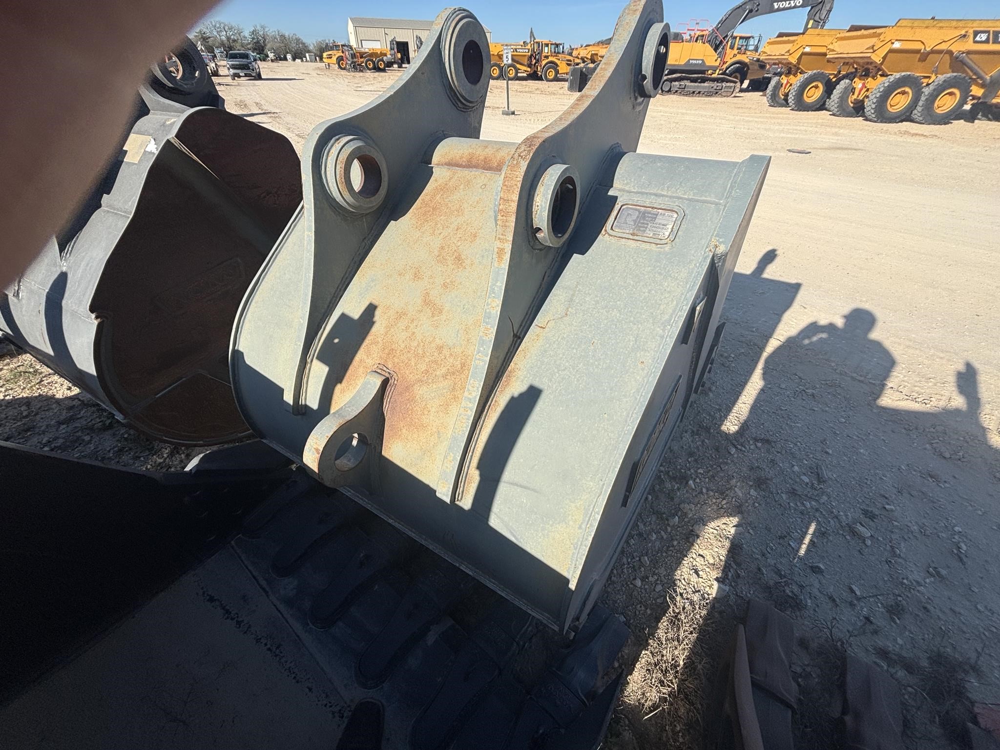 0 Rockland 54 in. BUCKET - VOLVO EC480EL EXCAVATOR
