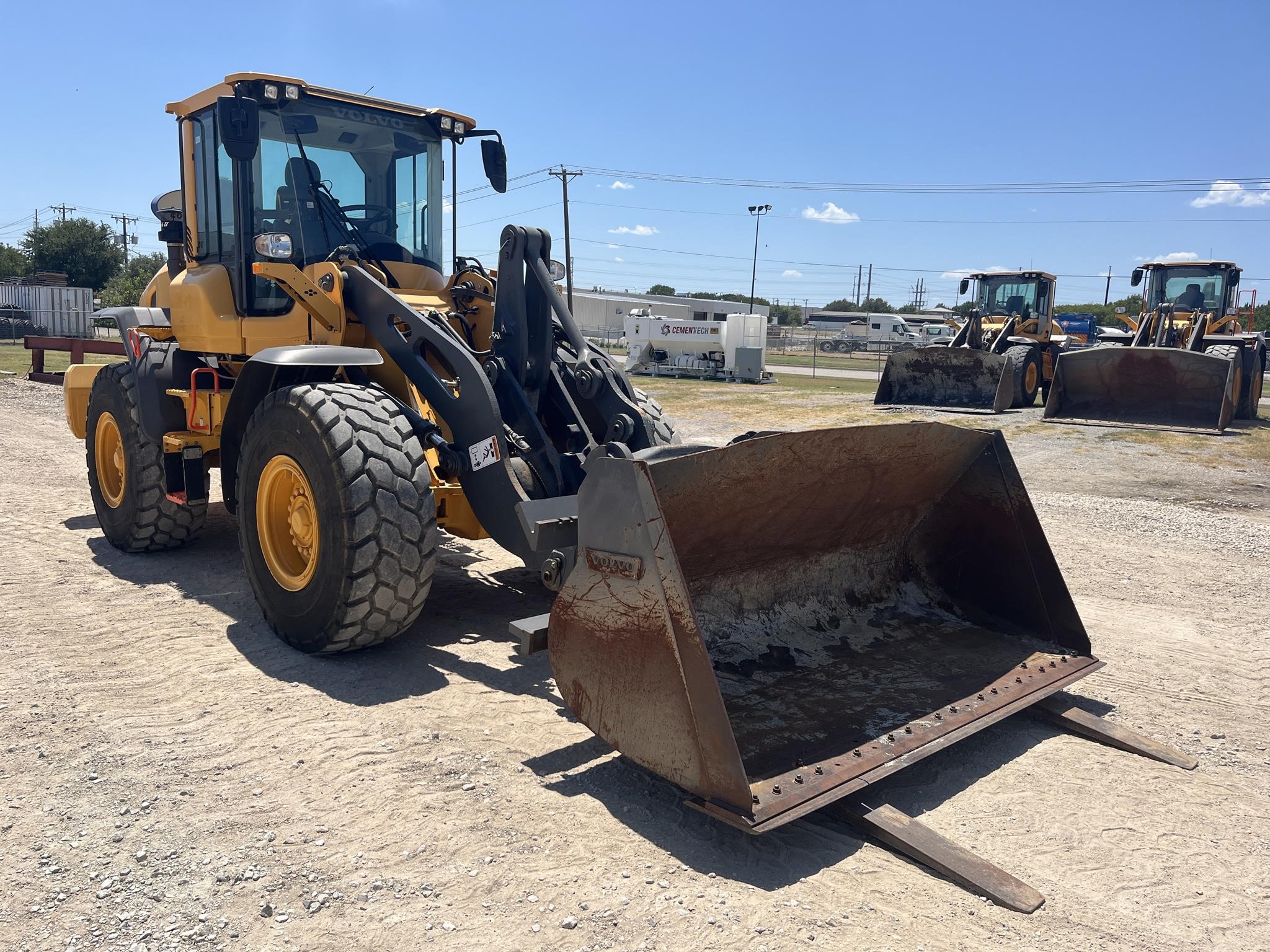 2023 Volvo L70H