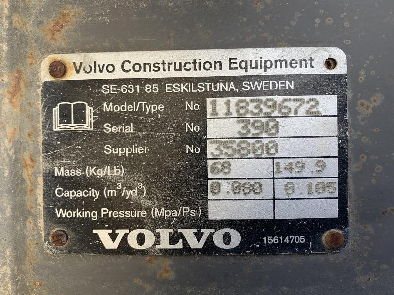 0 Volvo 18 in. BUCKET - ECR40D EXCAVATOR