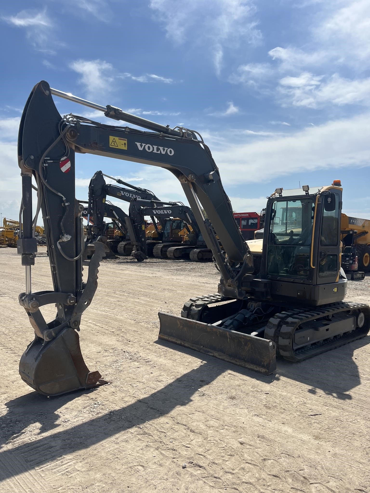 2023 Volvo ECR88D