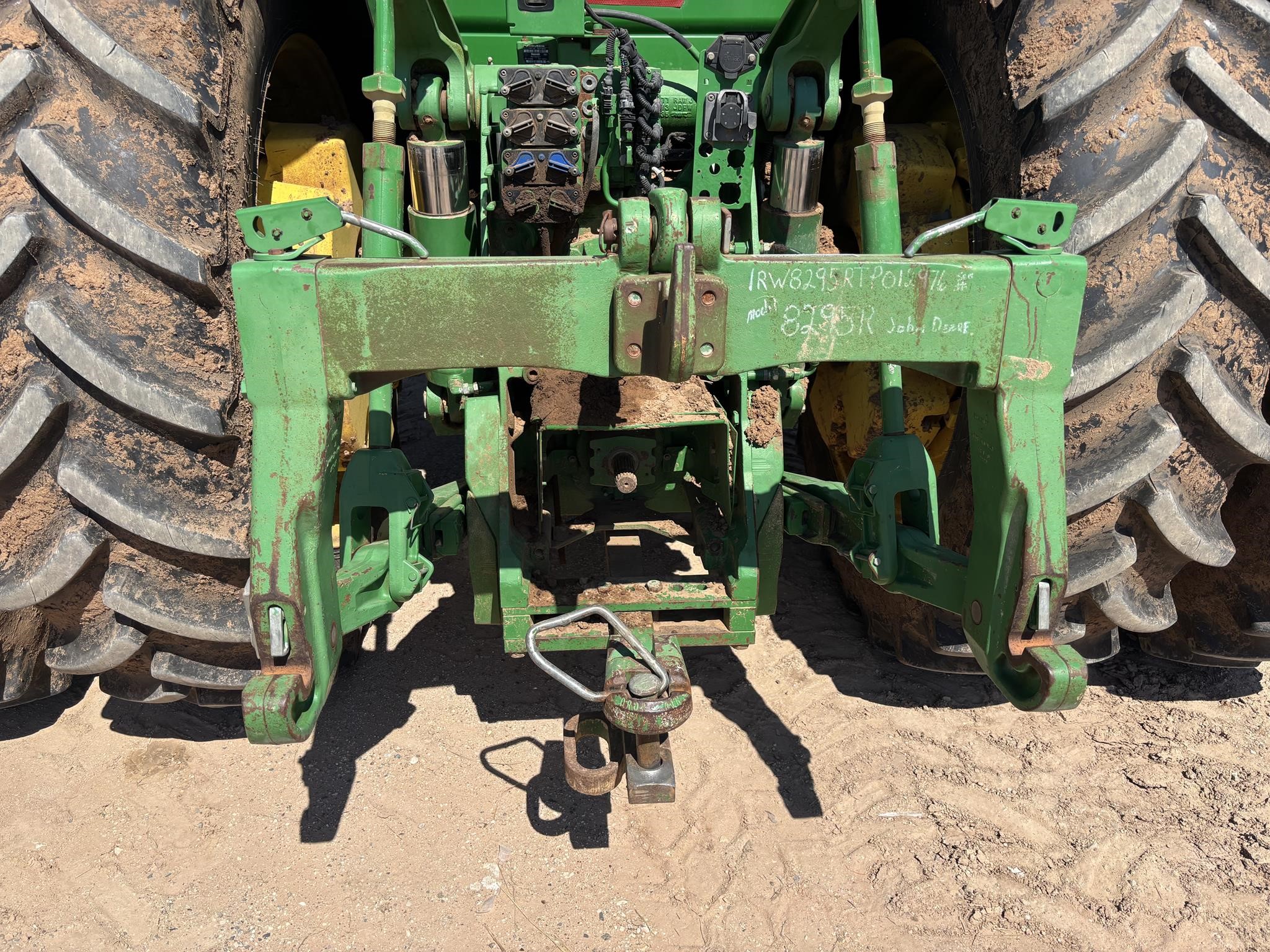 2010 John Deere 8295R