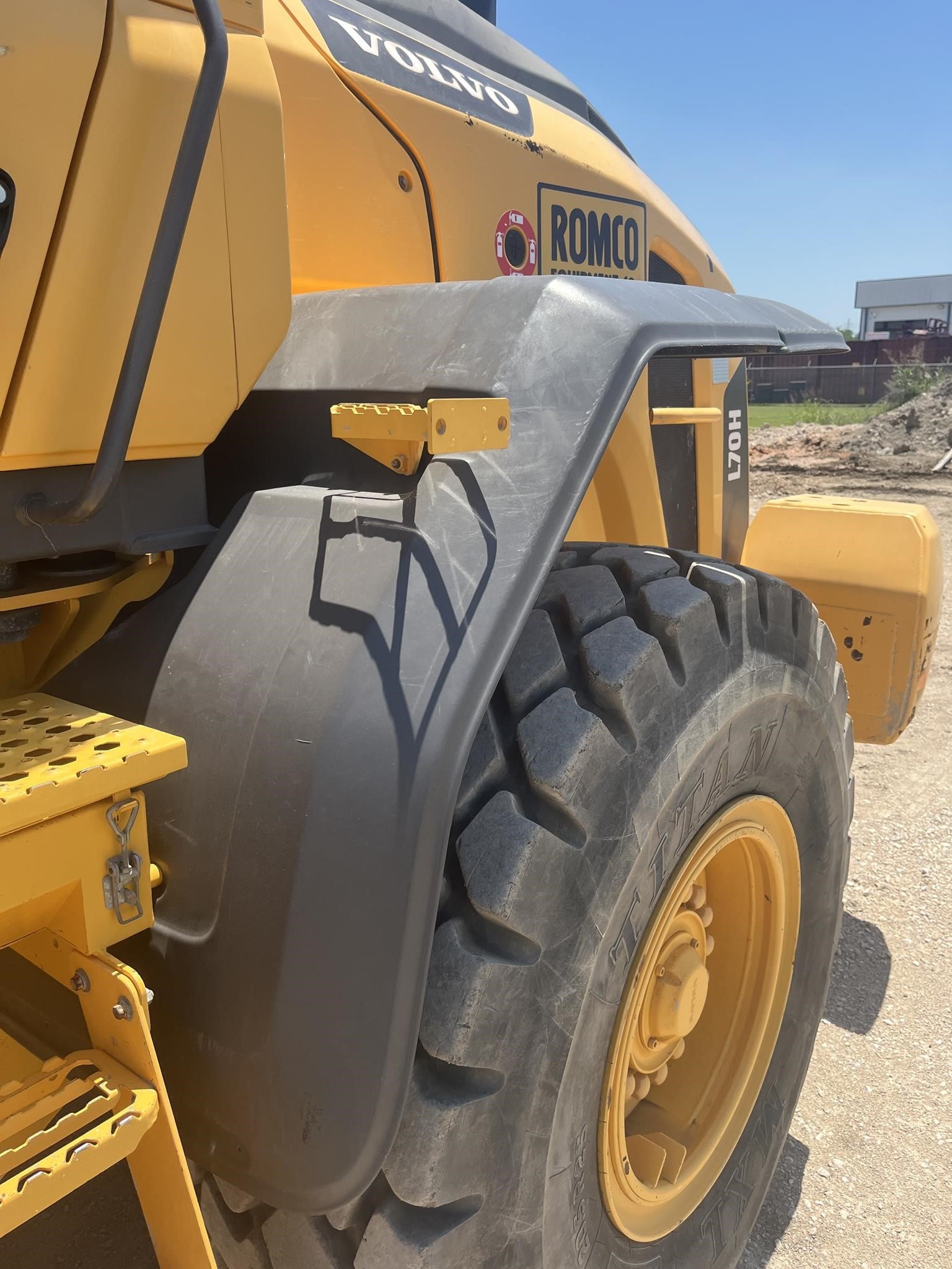 2021 Volvo L70H