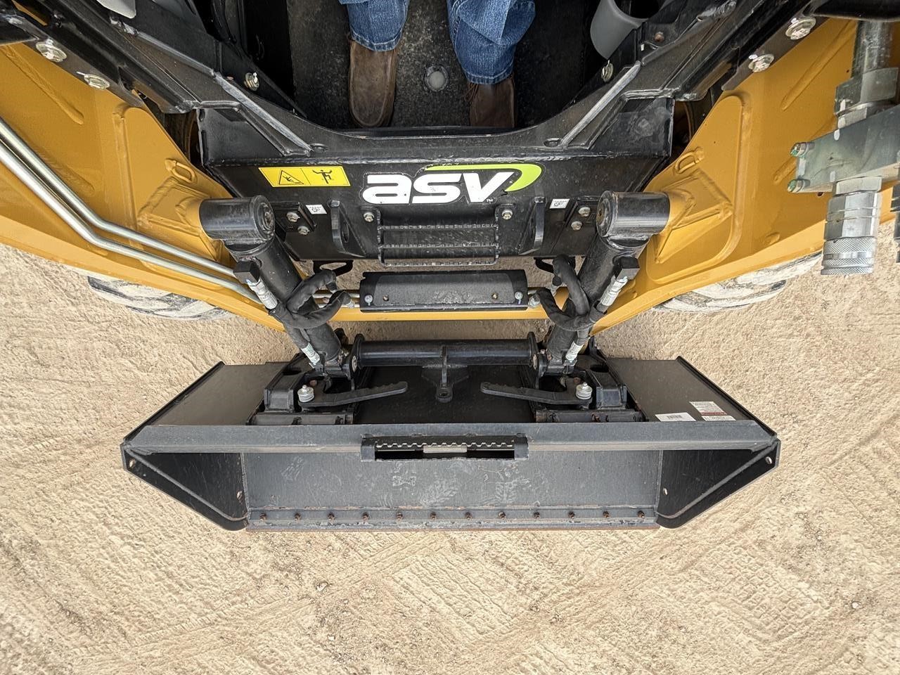 2023 ASV RS-75