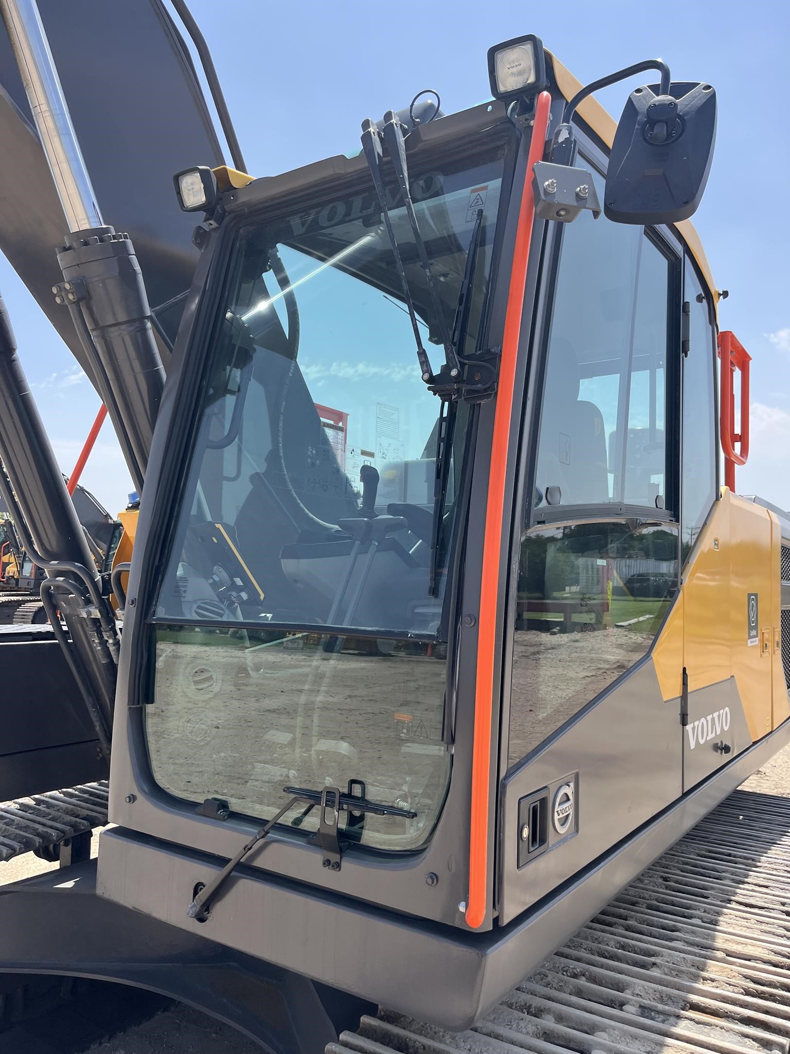 2022 Volvo EC200EL