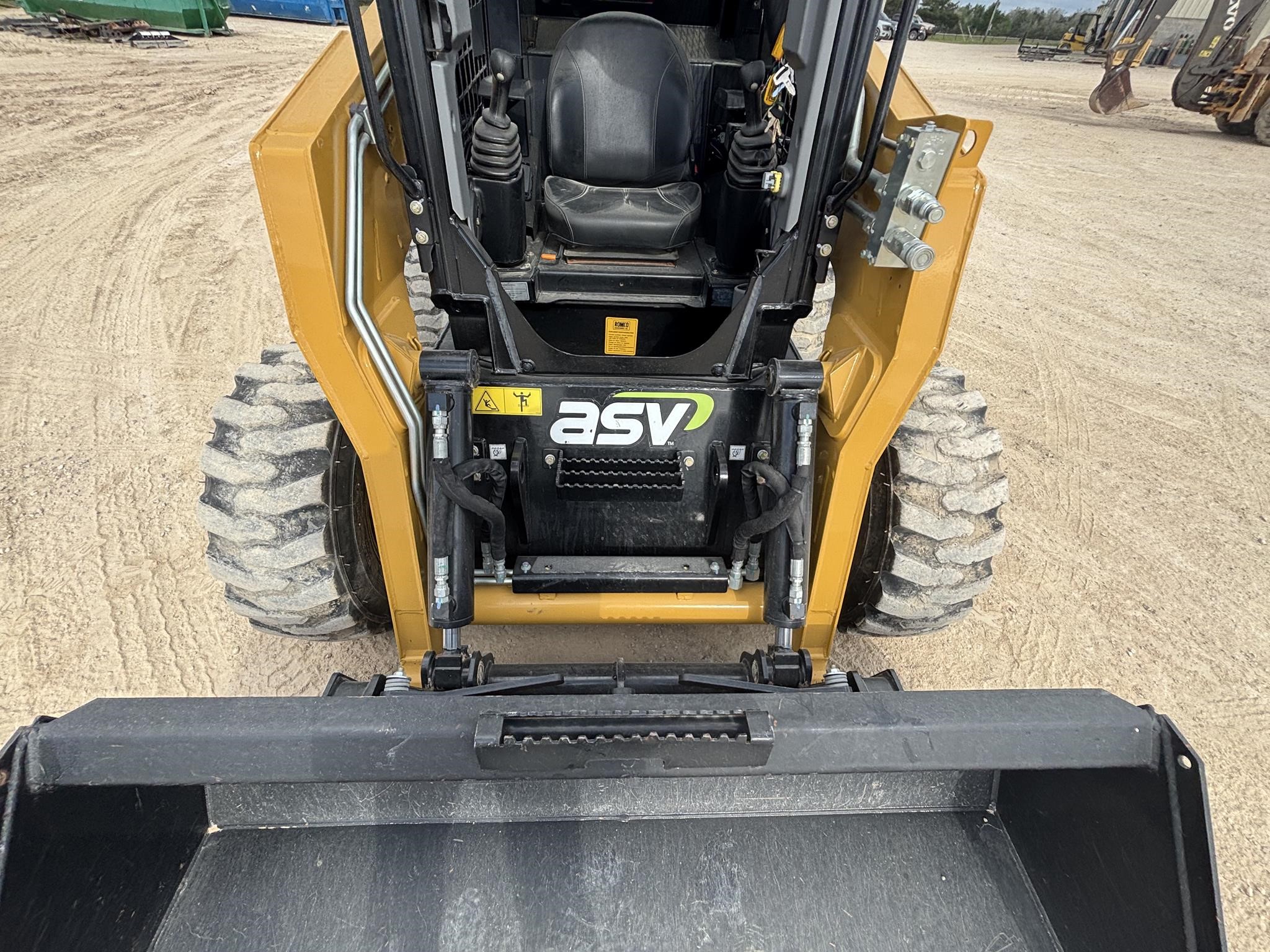 2023 ASV RS-75
