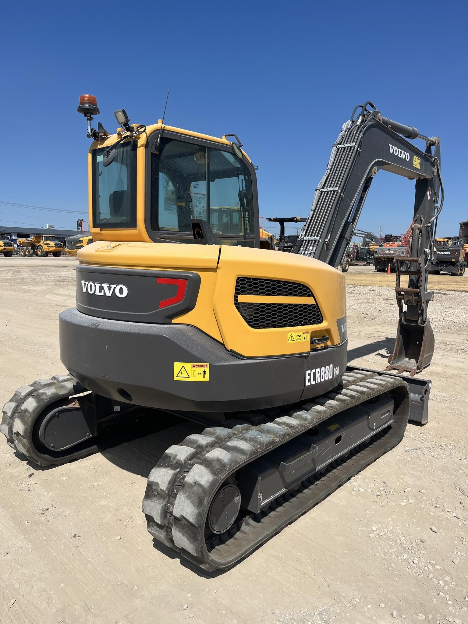 2023 Volvo ECR88D