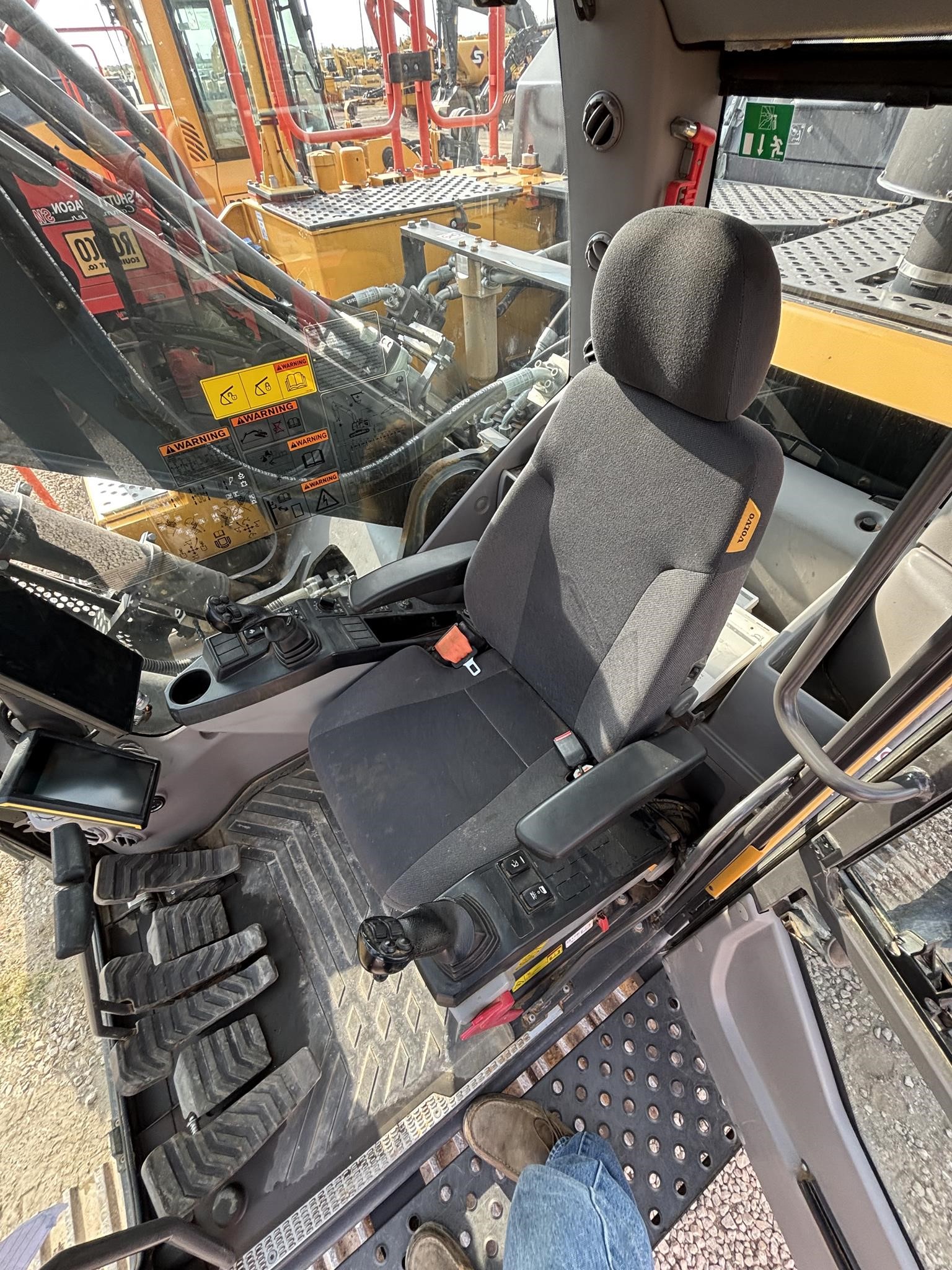 2023 Volvo EC380EL