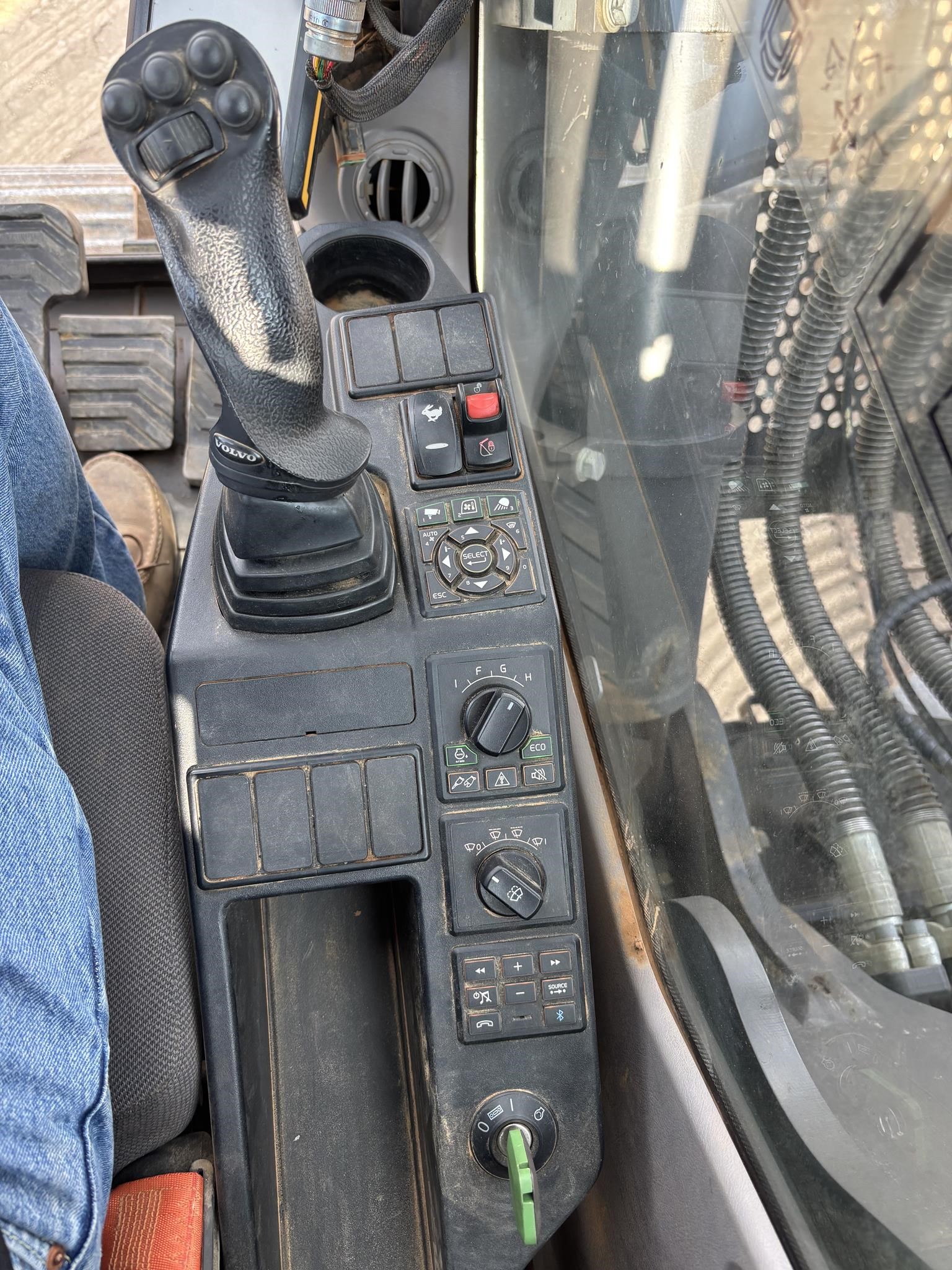 2023 Volvo EC380EL