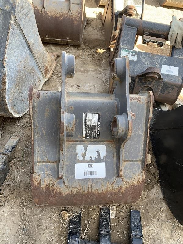 0 Volvo 18 in. BUCKET - ECR40D EXCAVATOR