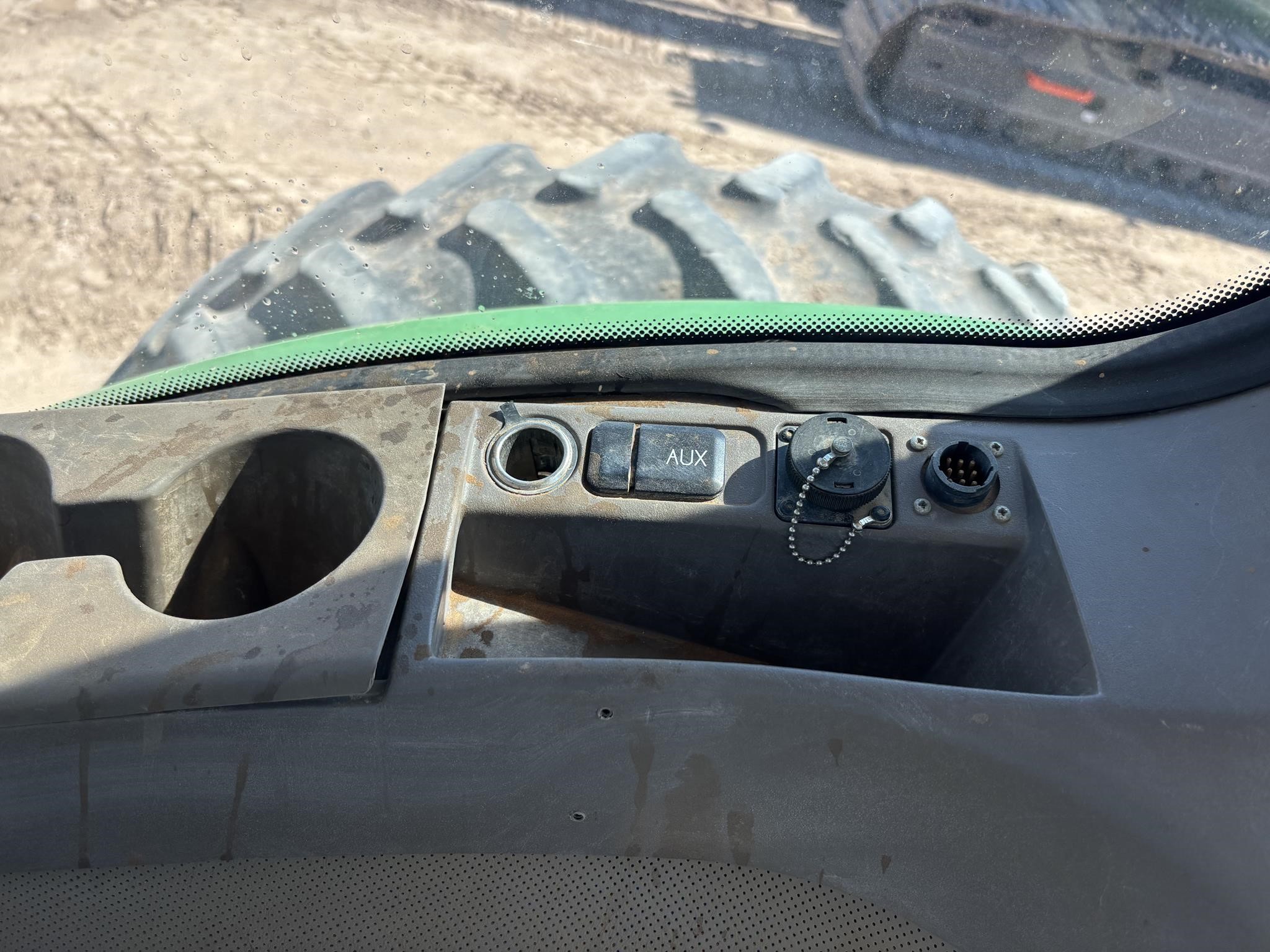 2010 John Deere 8295R